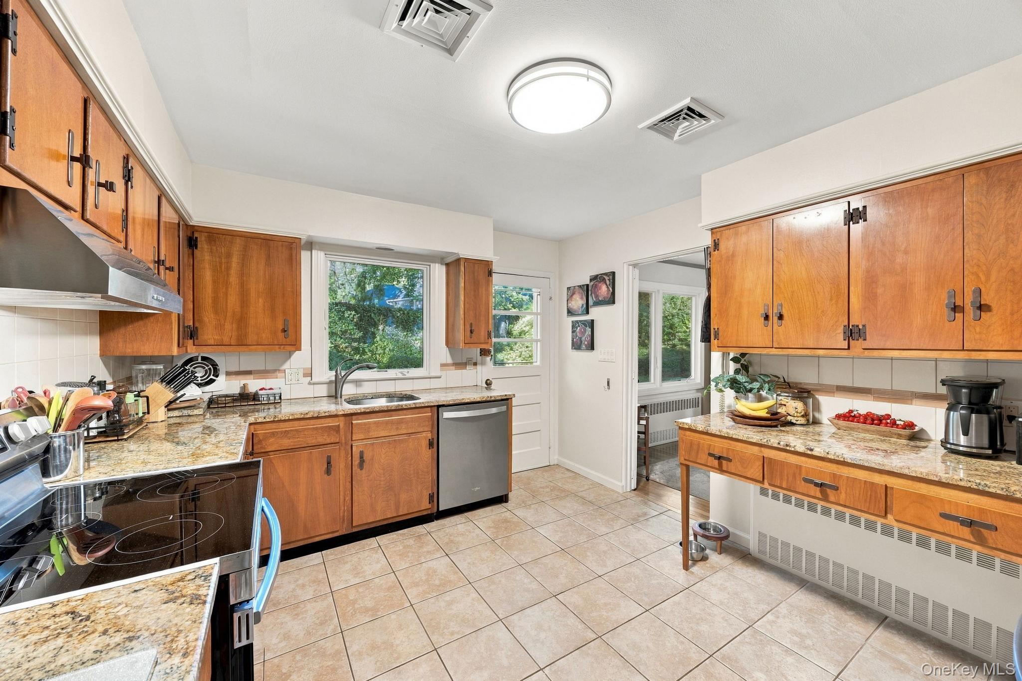 20 Fox Ridge Lane – For Sale photo 9