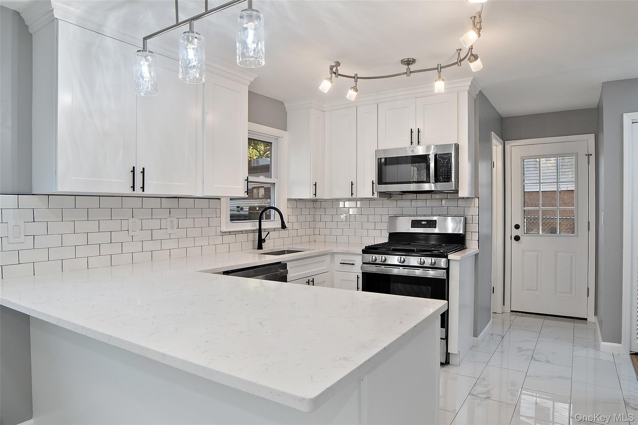 34 Lincoln Street – For Sale photo 11