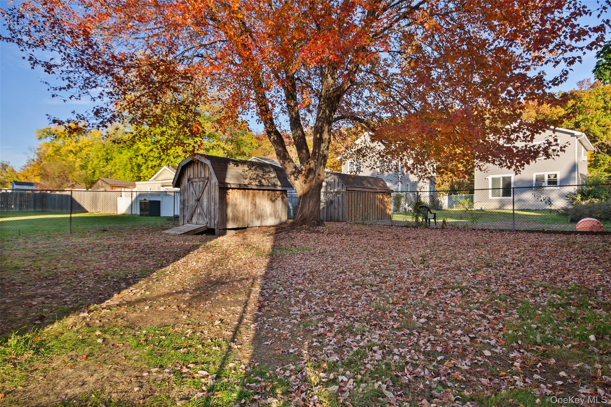 34 Lincoln Street – For Sale photo 2