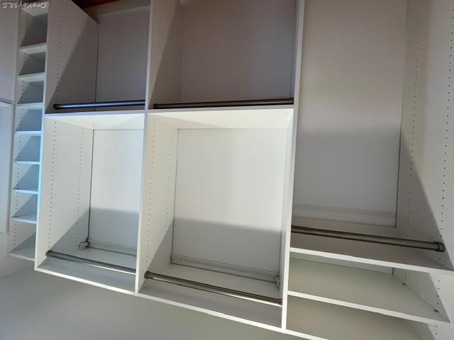 13 Marwood Road N, Unit A (right s photo 14