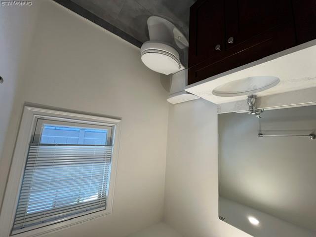 13 Marwood Road N, Unit A (right s photo 4