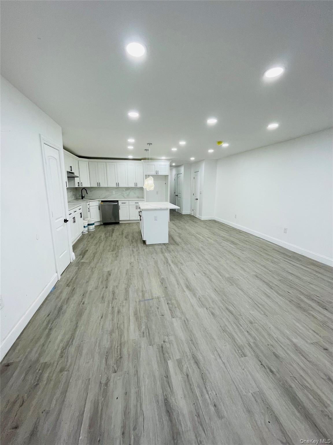 2323 Mott Avenue – For Sale photo 17