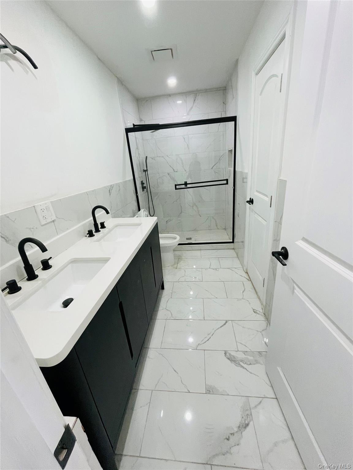 2323 Mott Avenue – For Sale photo 14