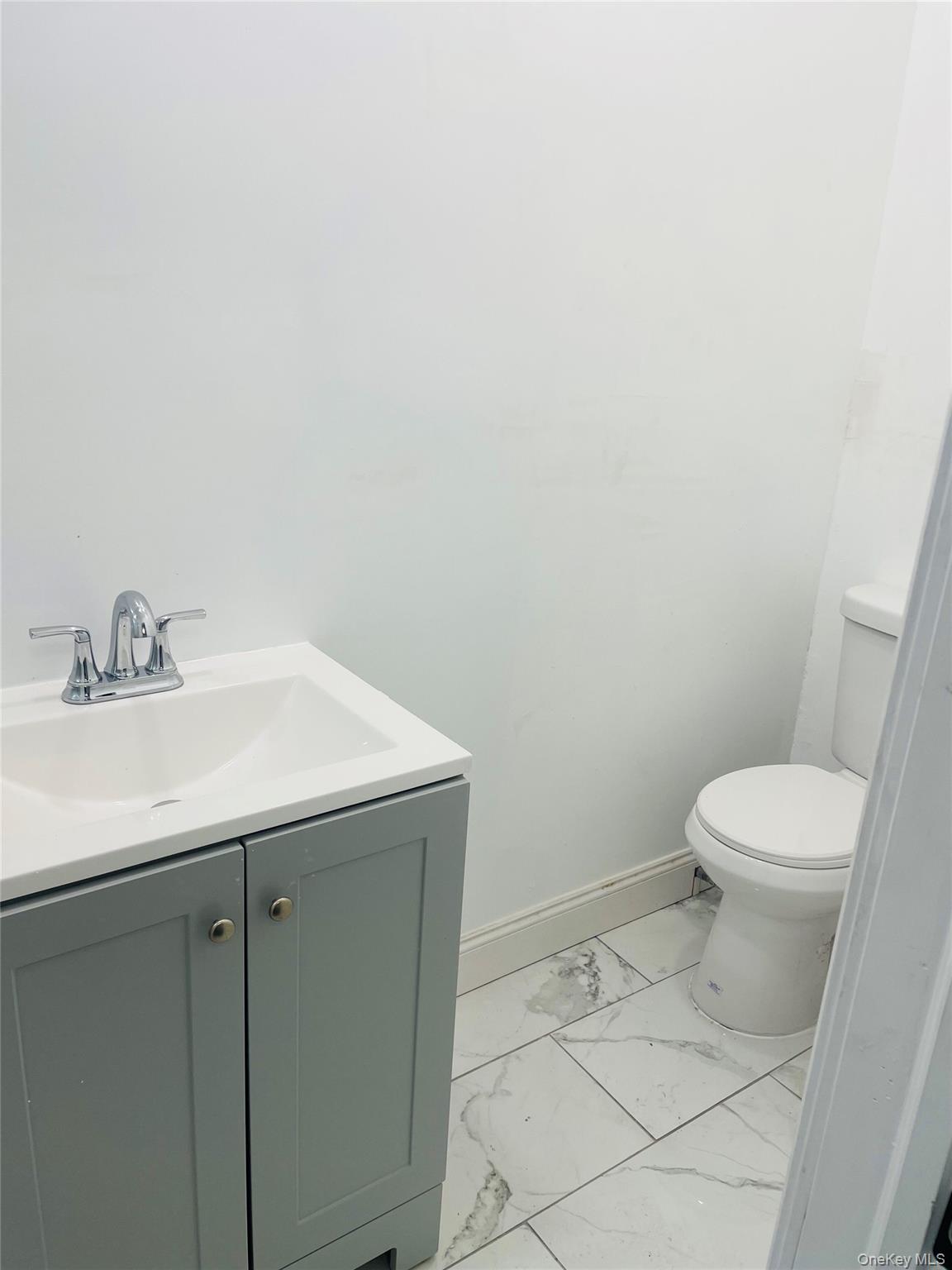 2323 Mott Avenue – For Sale photo 27