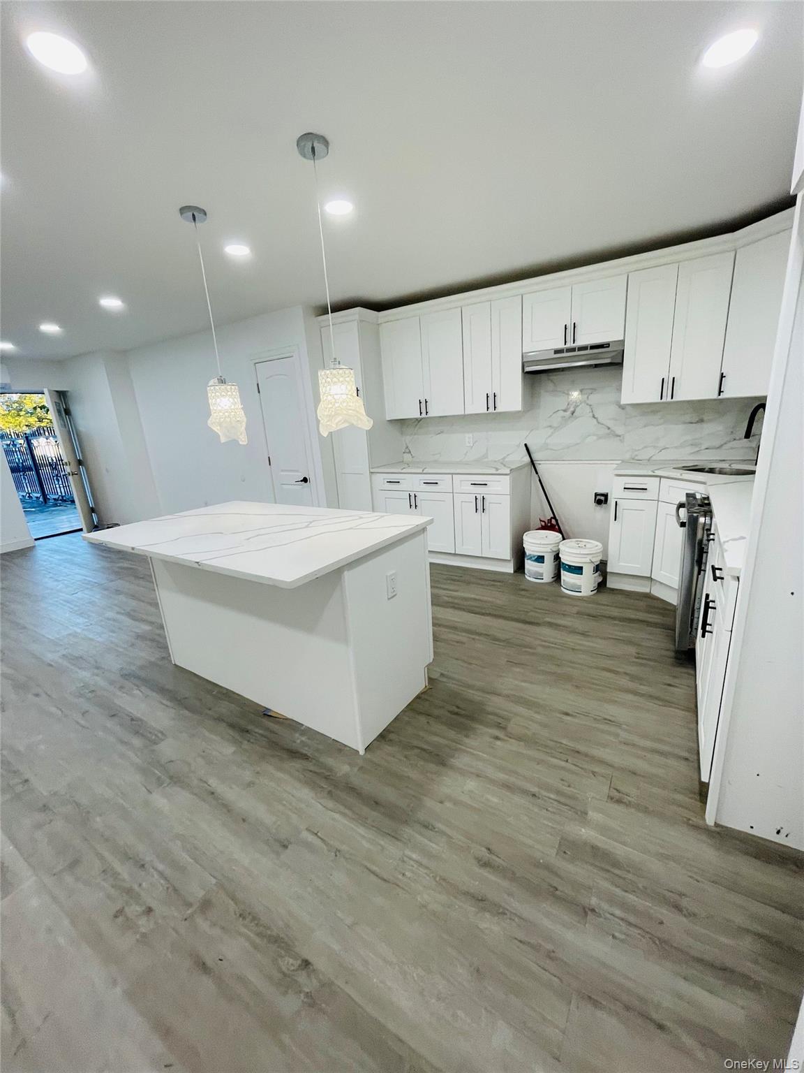 2323 Mott Avenue – For Sale photo 15