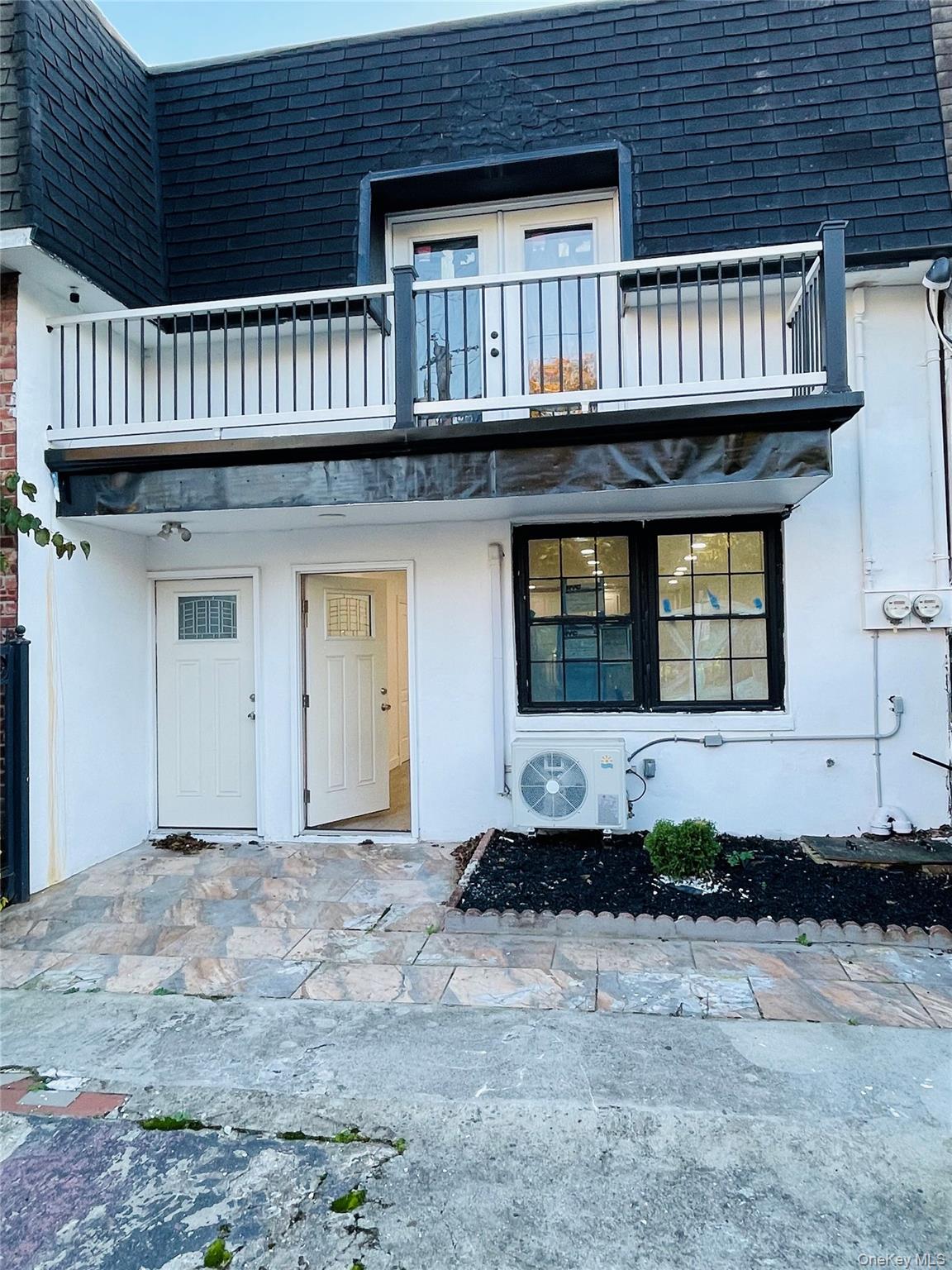 2323 Mott Avenue – For Sale