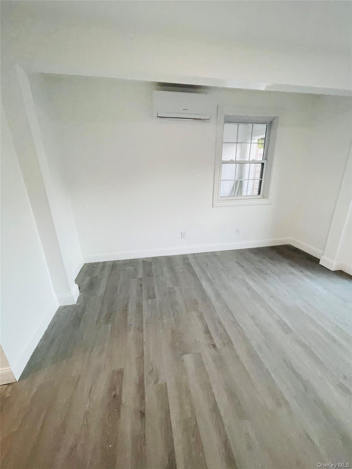 2323 Mott Avenue – For Sale photo 12