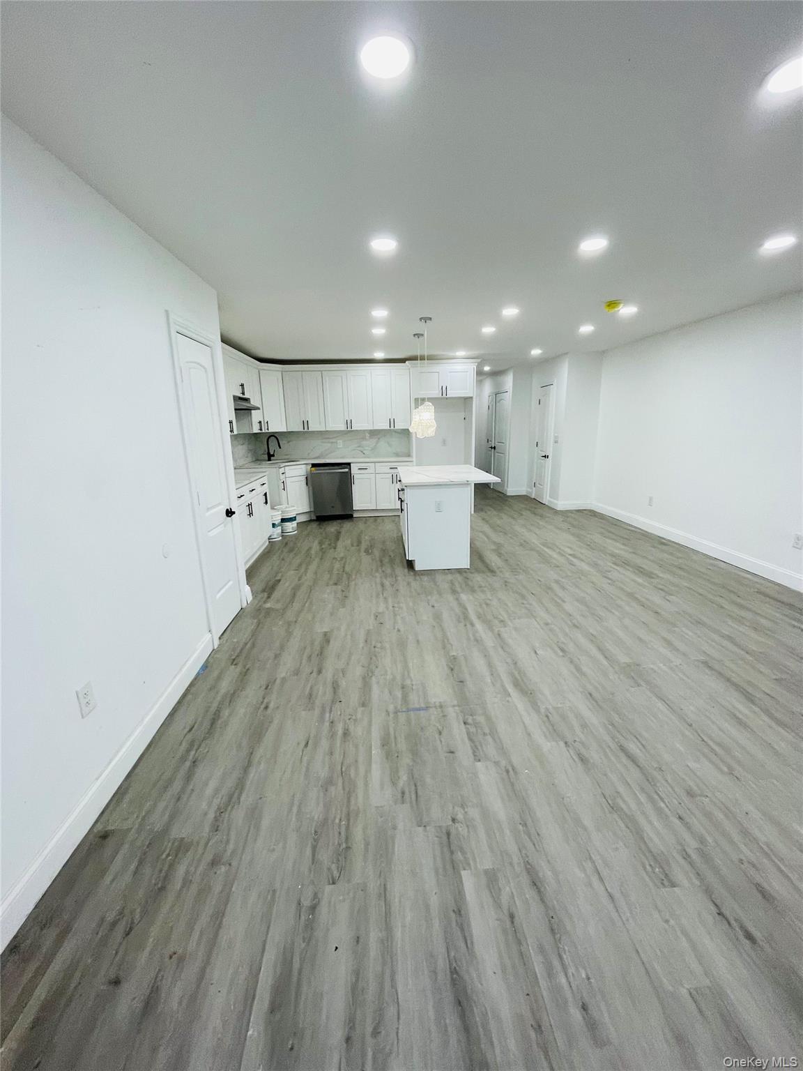 2323 Mott Avenue – For Sale photo 16