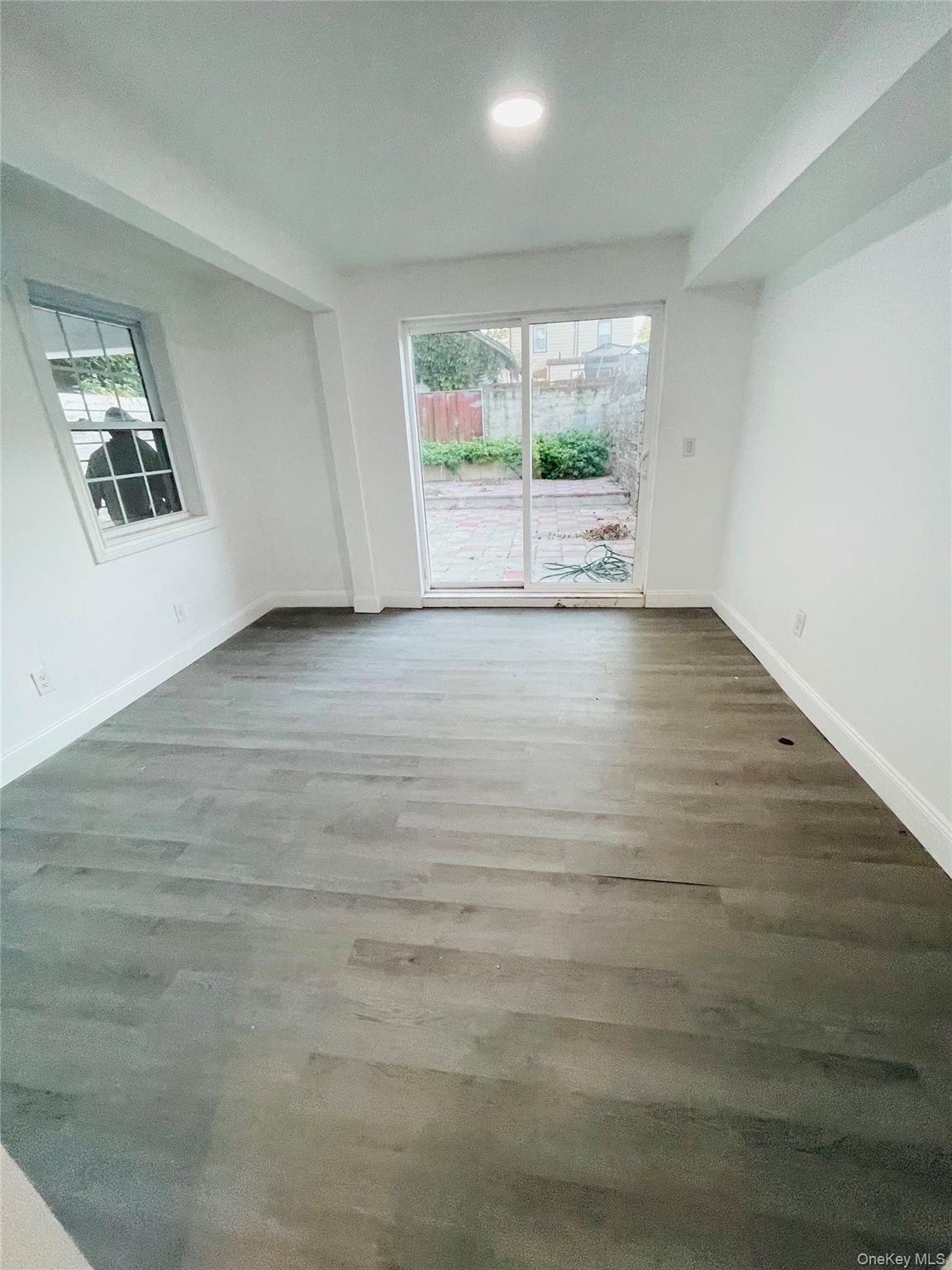 2323 Mott Avenue – For Sale photo 11
