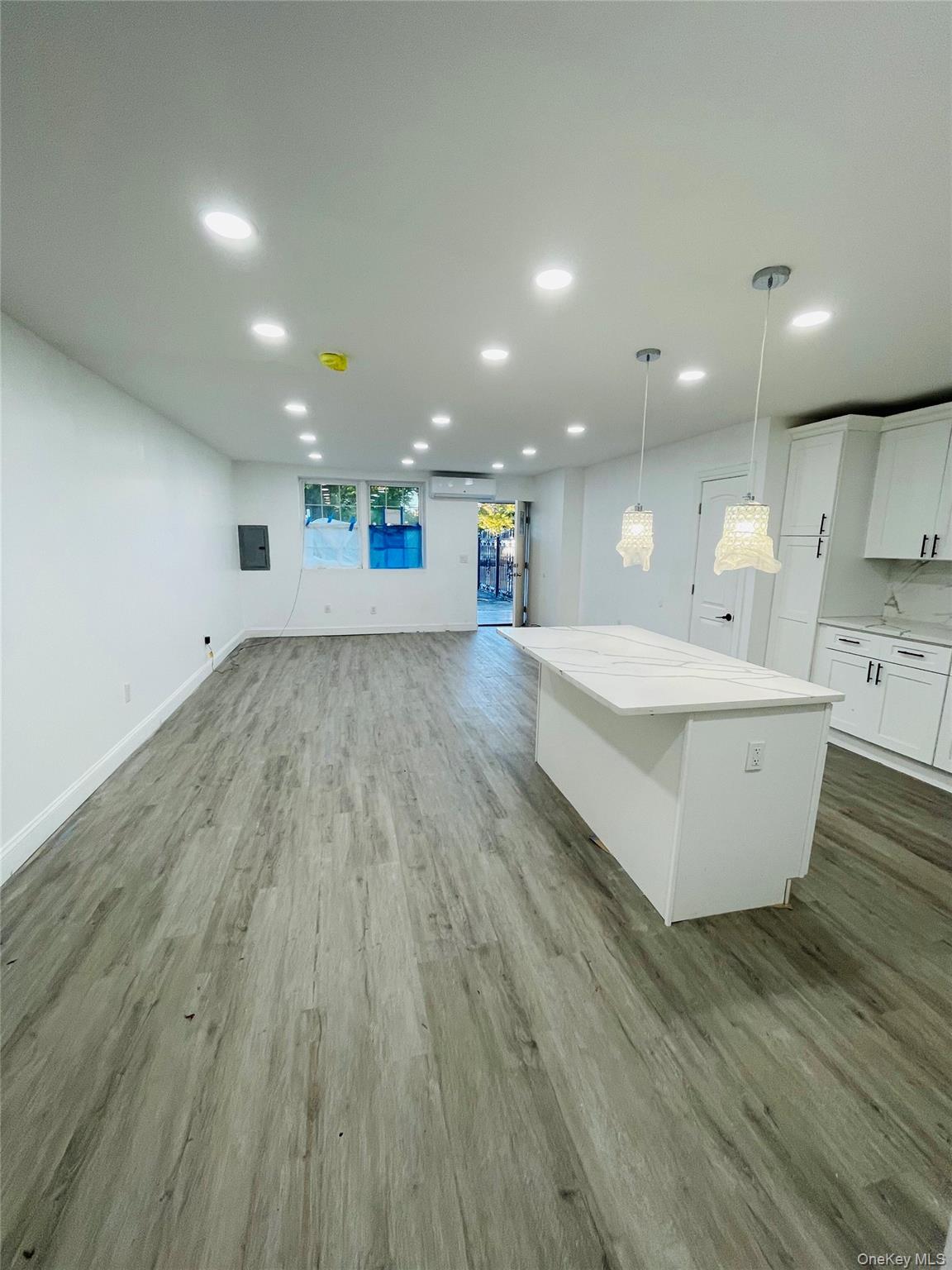 2323 Mott Avenue – For Sale photo 6
