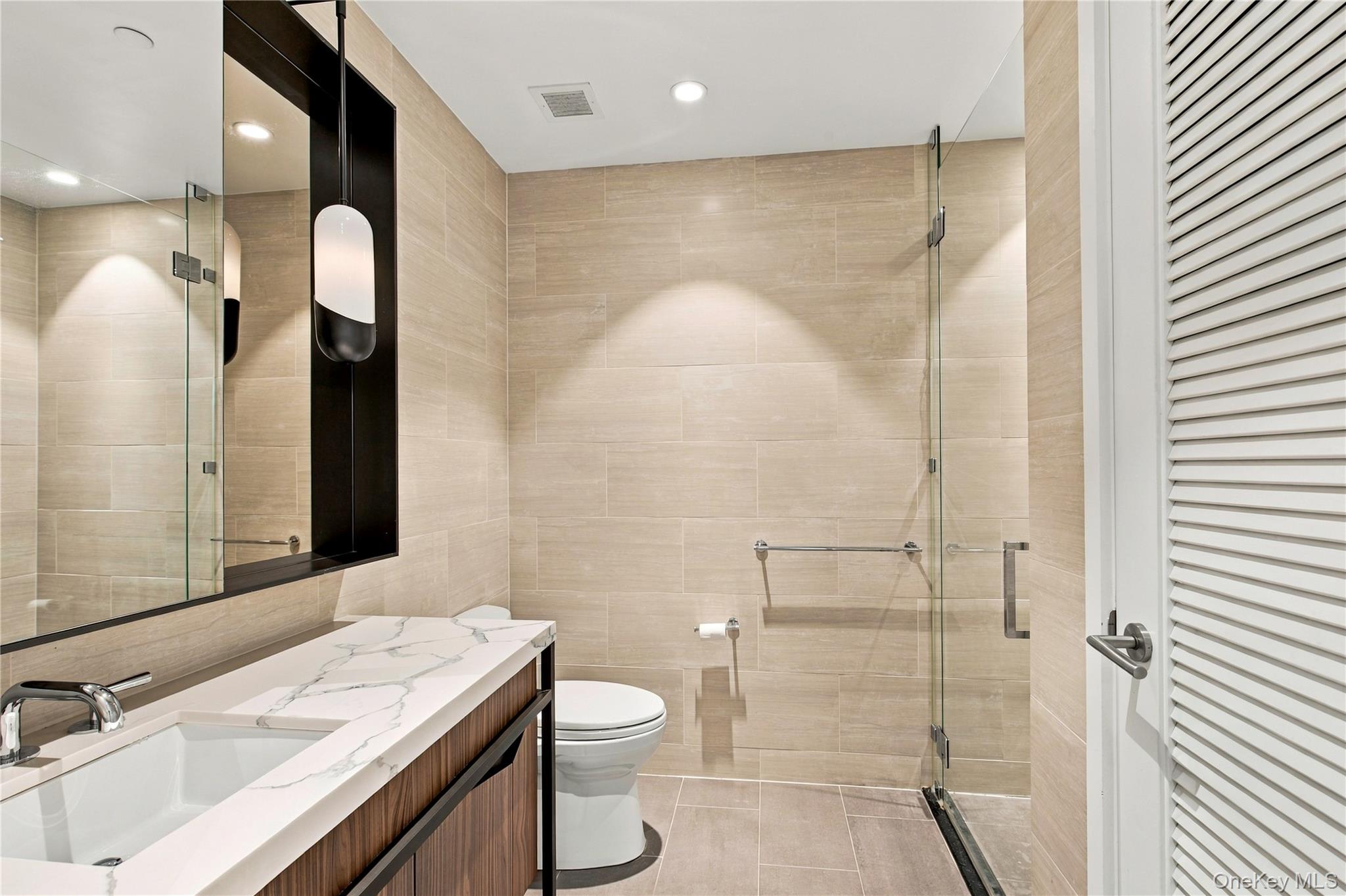 13327 39th Avenue, Unit 12G photo 8