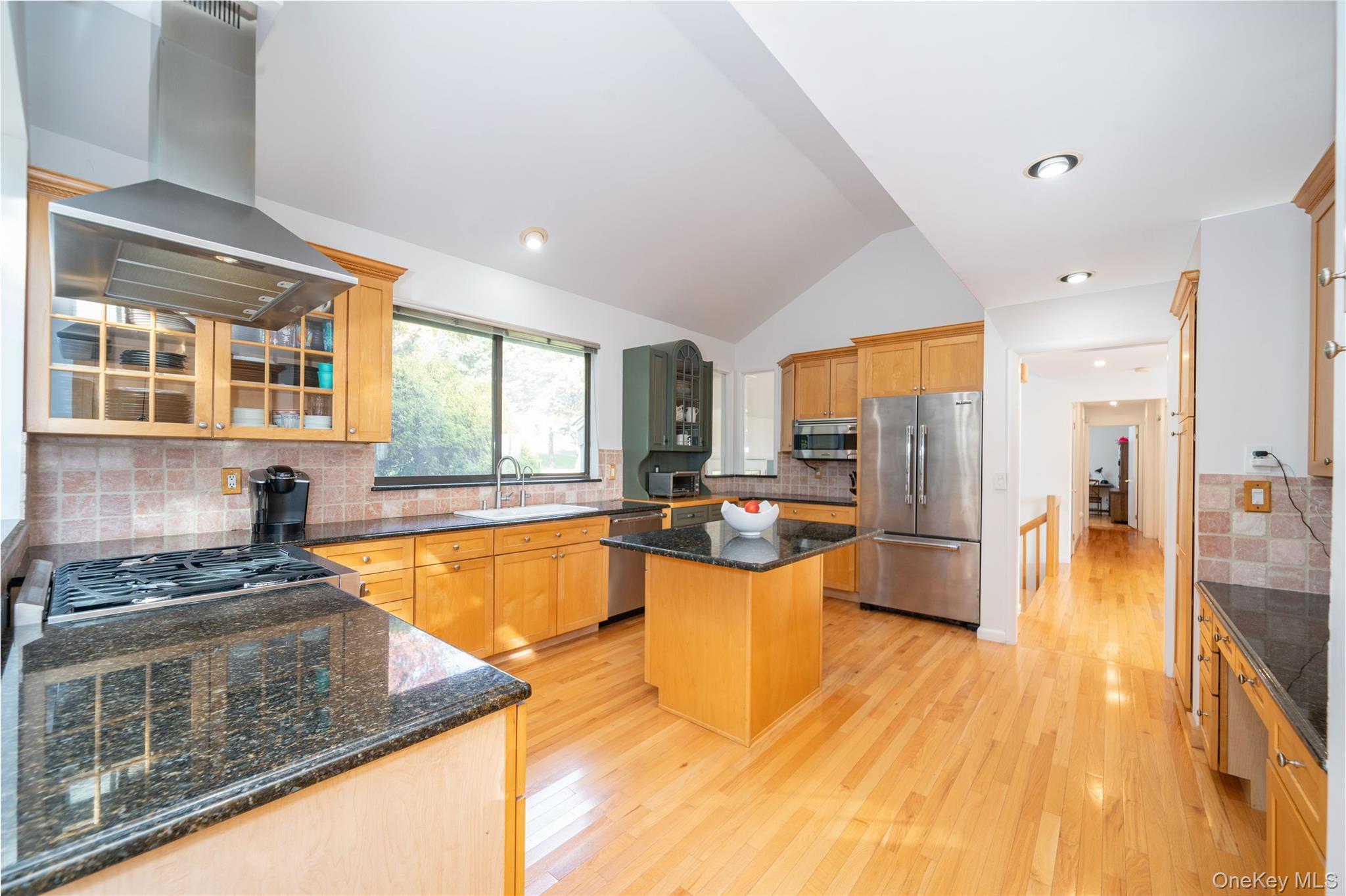 8 Heritage Drive – For Sale photo 11