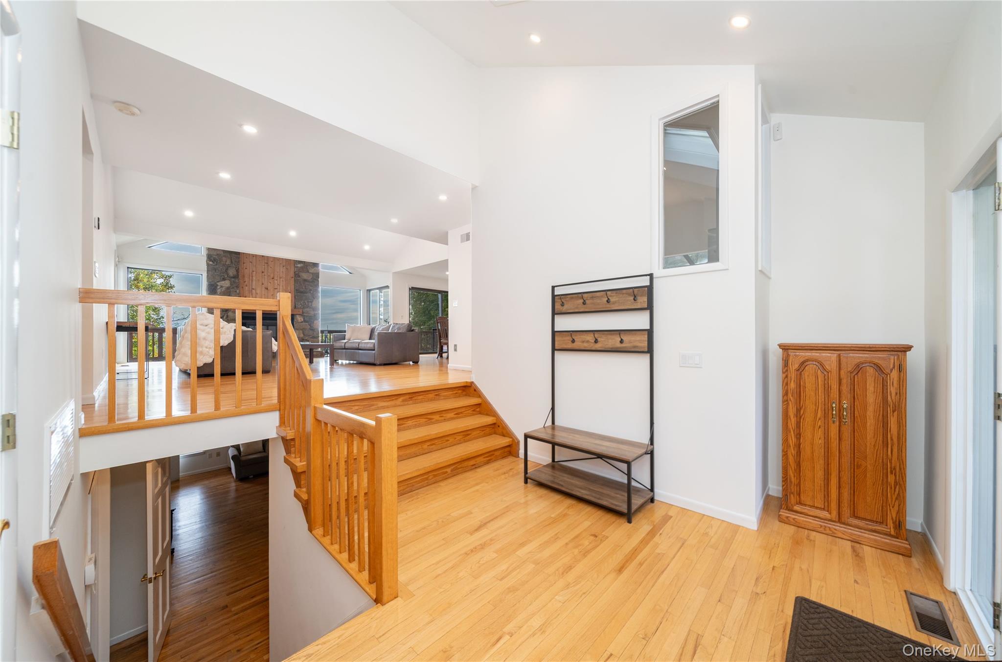 8 Heritage Drive – For Sale photo 4