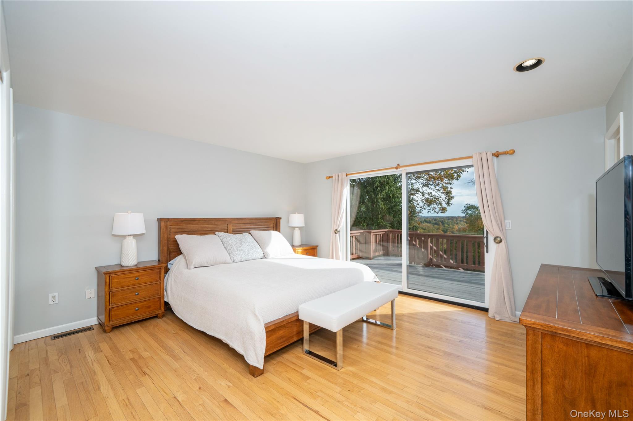 8 Heritage Drive – For Sale photo 14