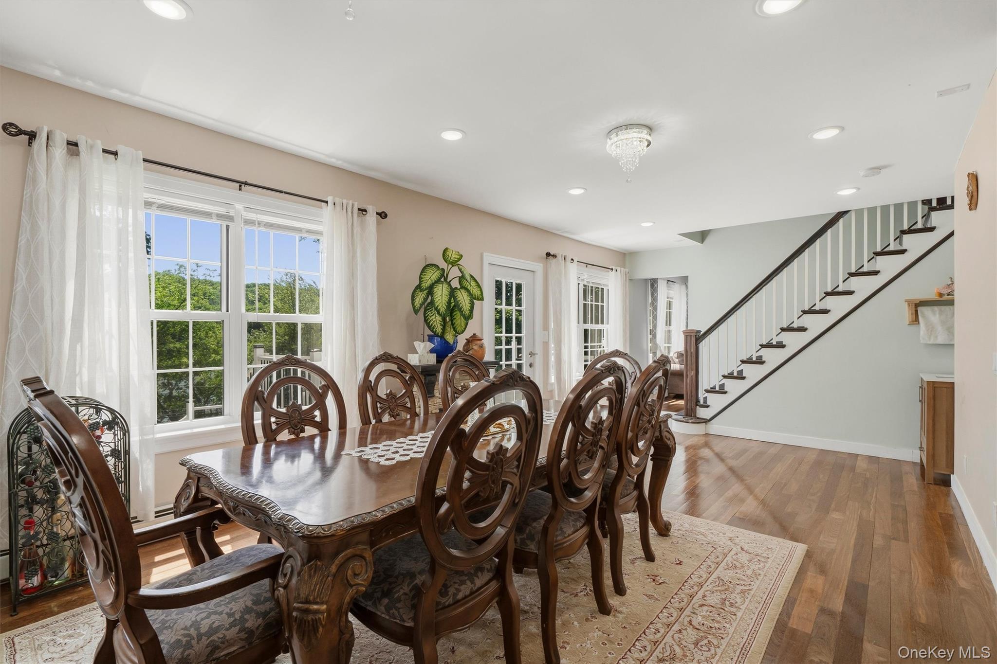 556 Lakes Road – For Sale photo 13