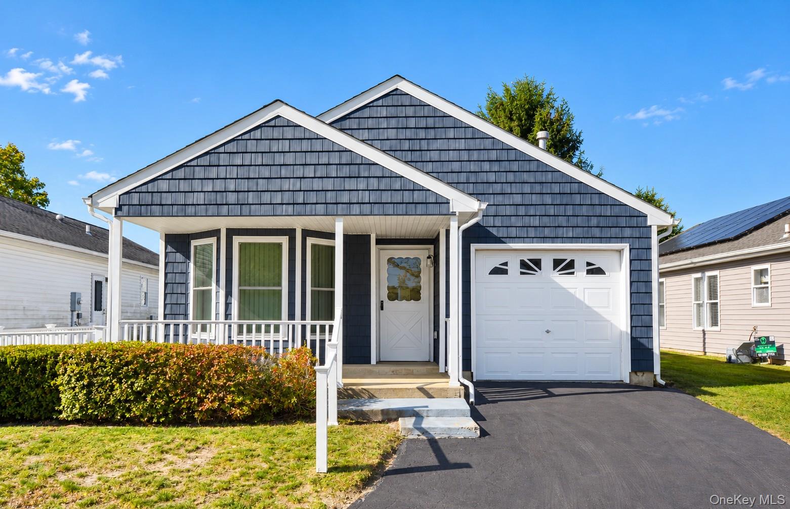 5147 Village Circle E – For Sale