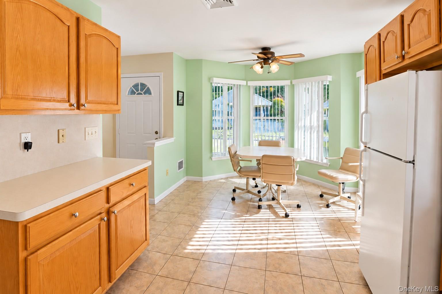 5147 Village Circle E – For Sale photo 4