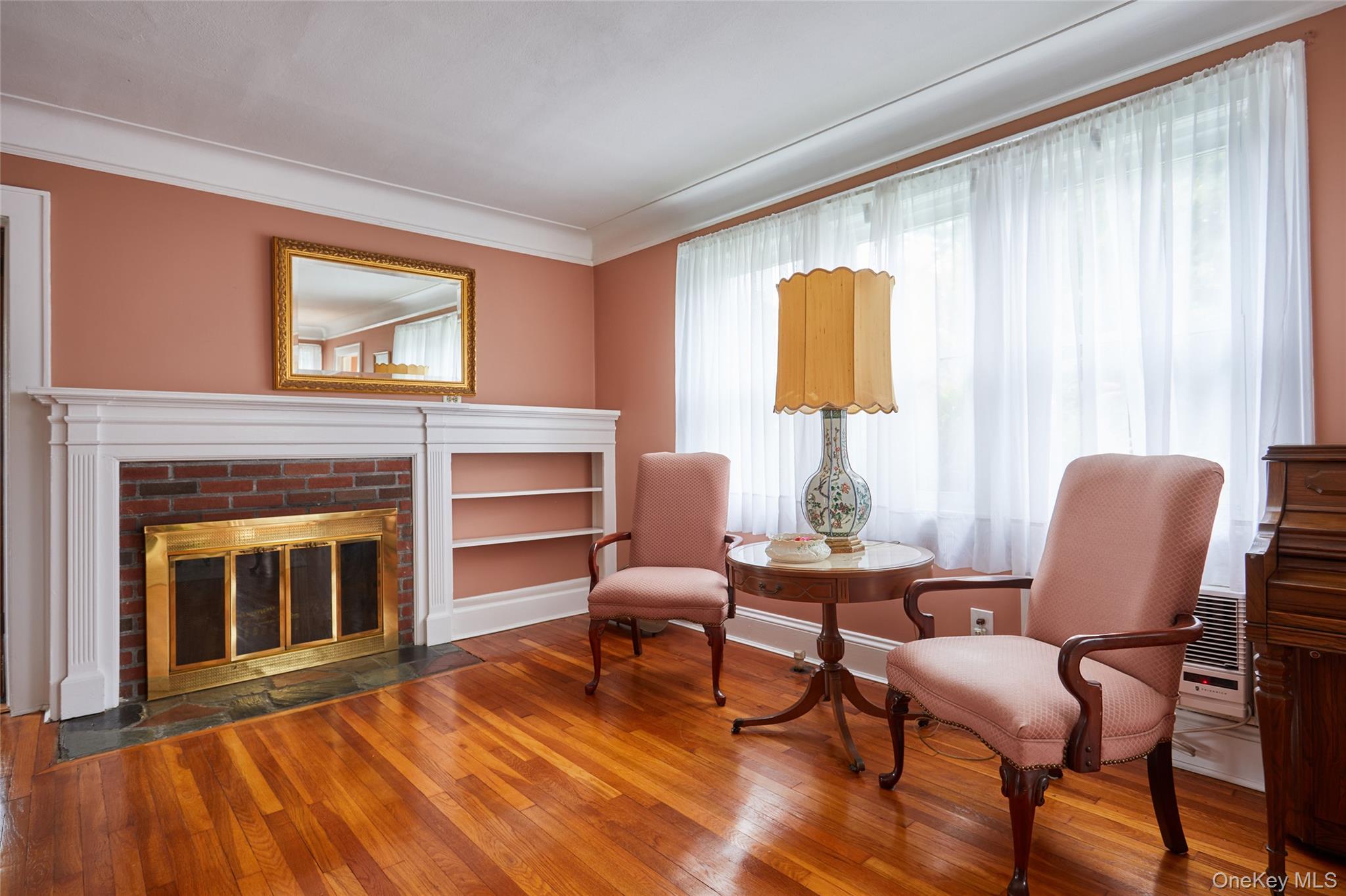 116 Oak Street – For Sale photo 6