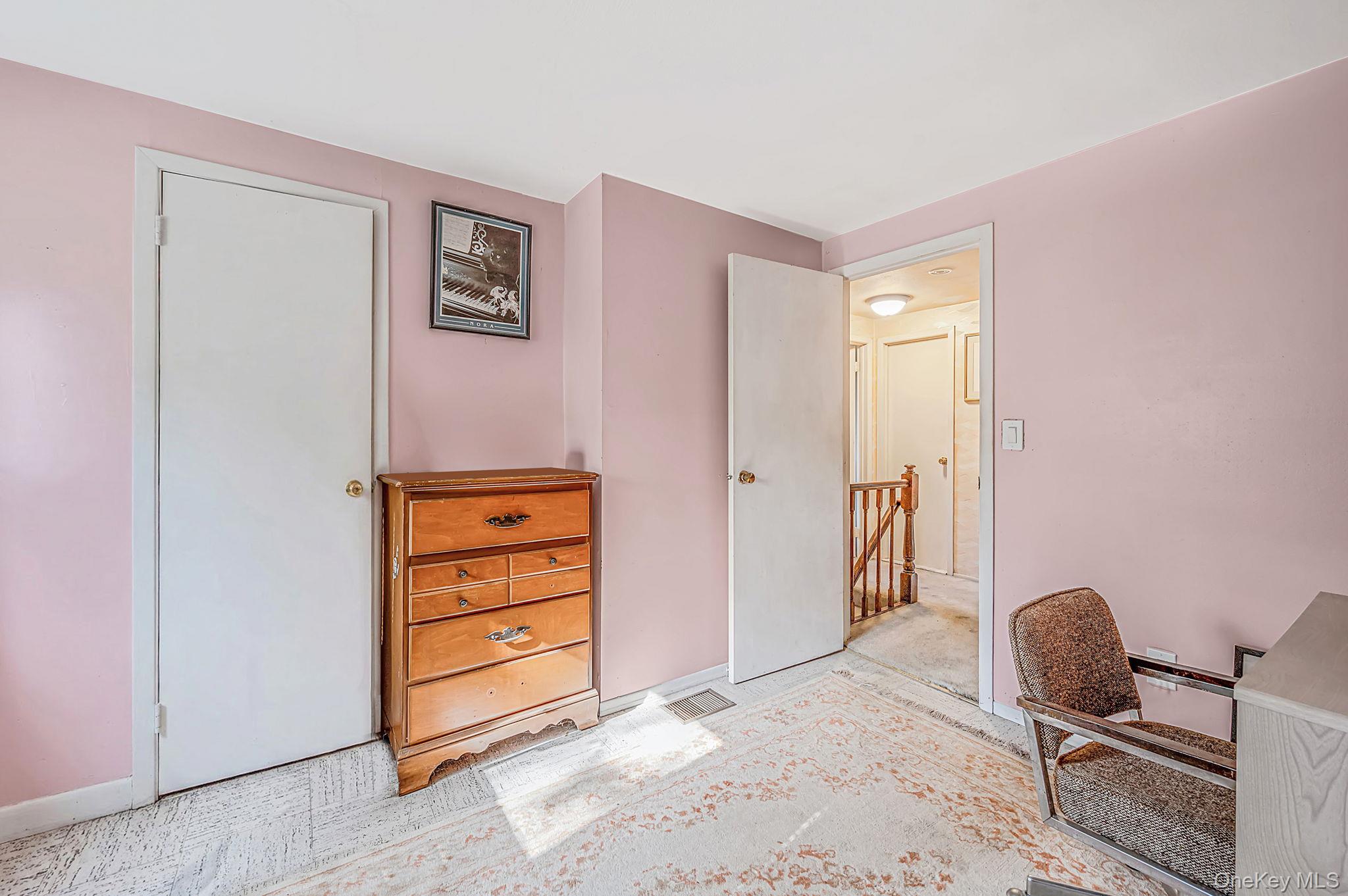 563 Johnson Avenue – For Sale photo 20