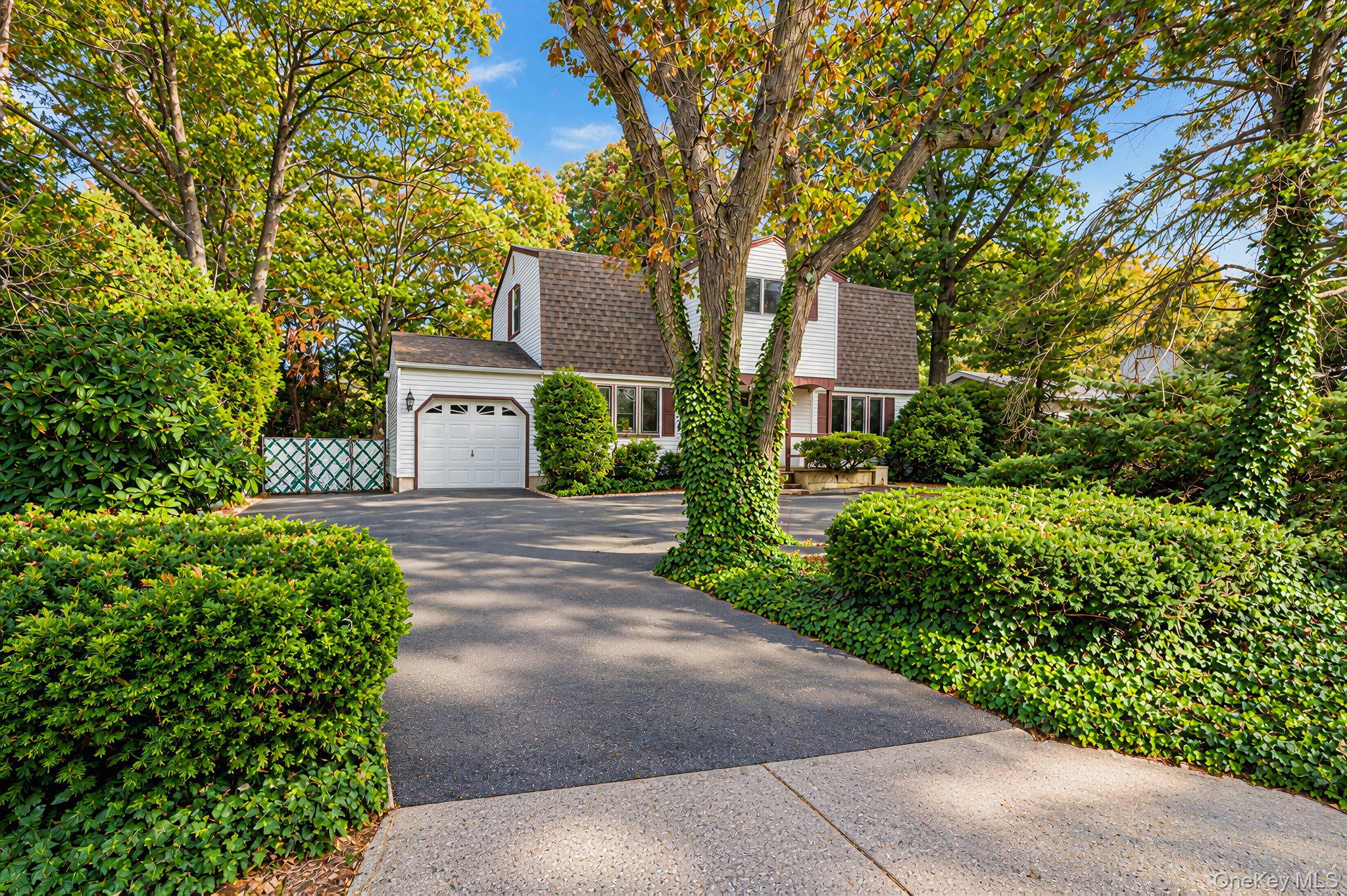 563 Johnson Avenue – For Sale photo 4