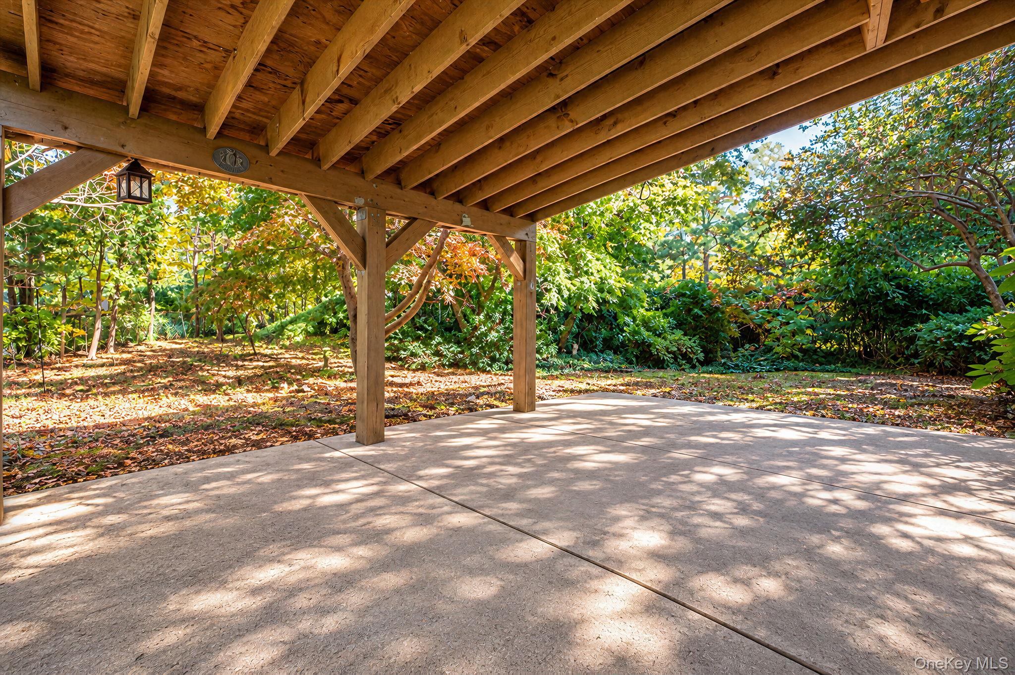 563 Johnson Avenue – For Sale photo 31