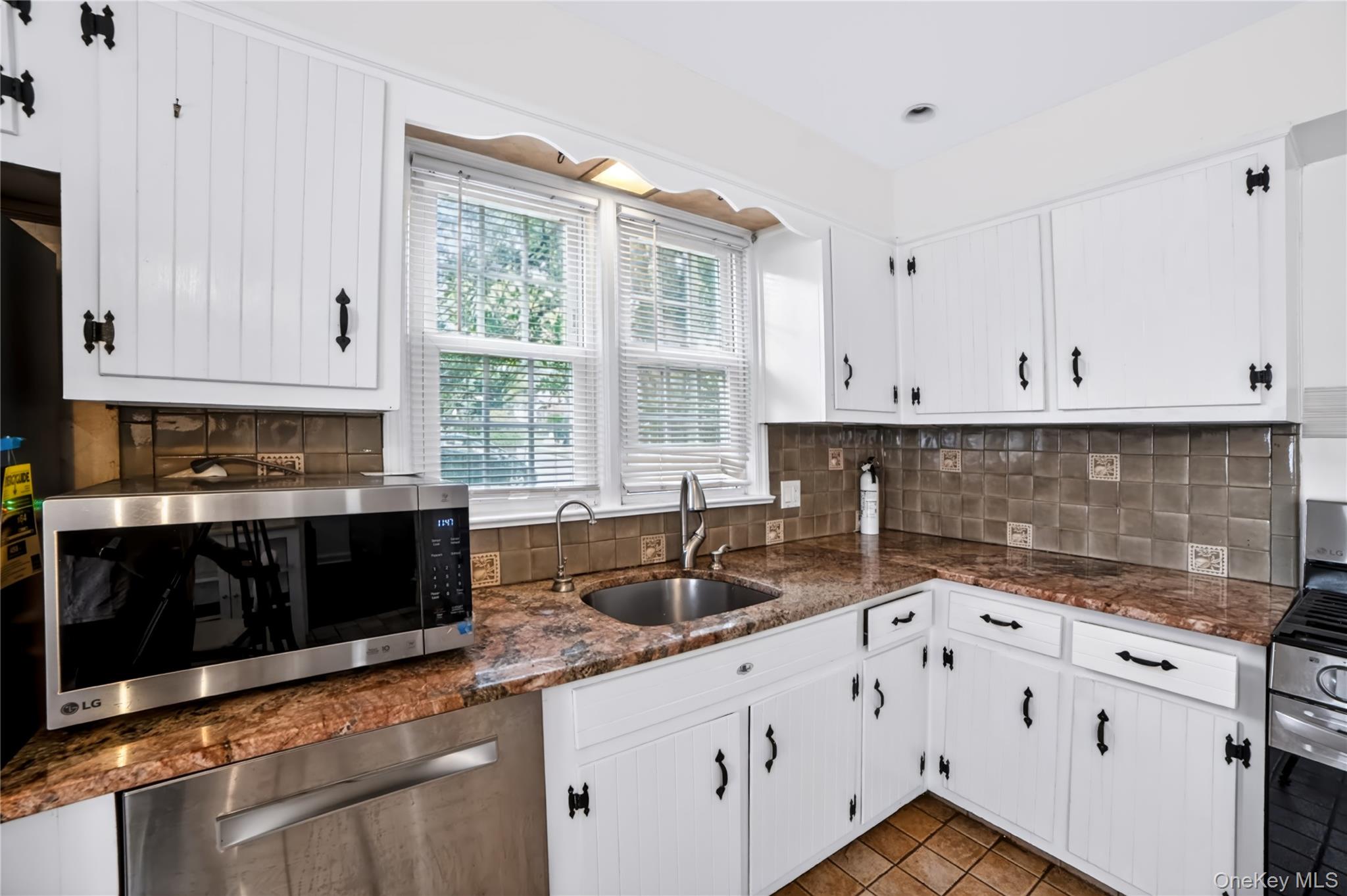 27 Parkview Drive – For Sale photo 12