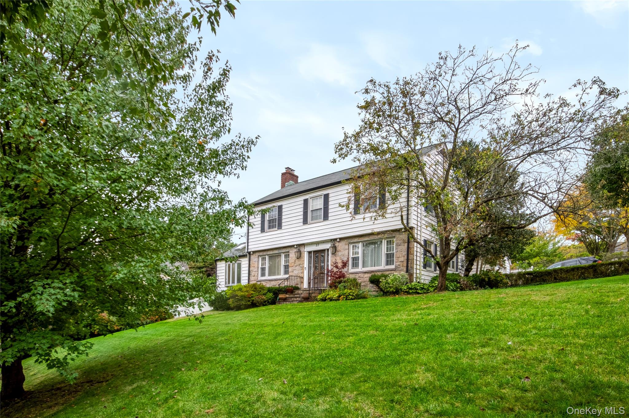 27 Parkview Drive – For Sale