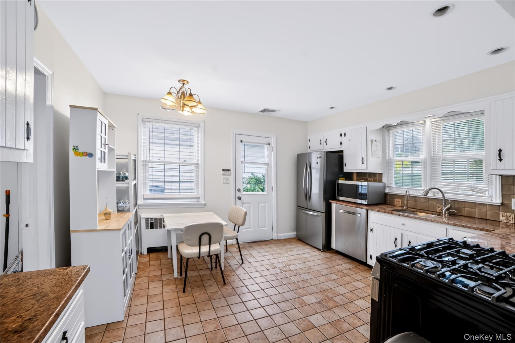 27 Parkview Drive – For Sale photo 11