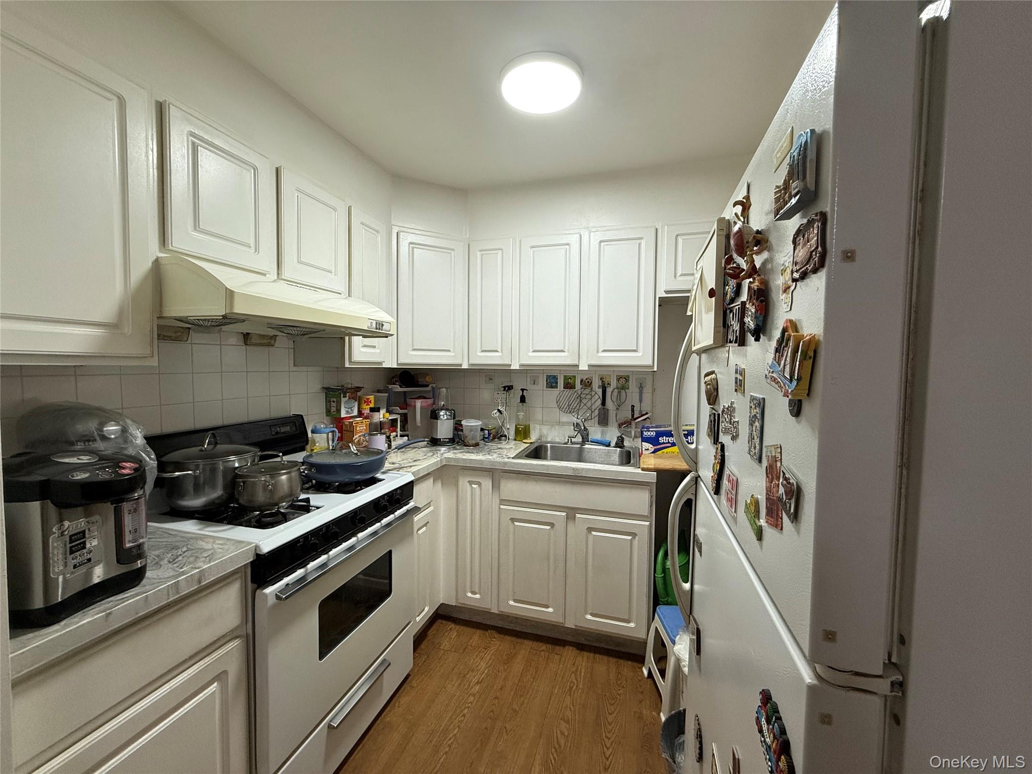 85-30 57th Avenue, Unit 1A photo 2