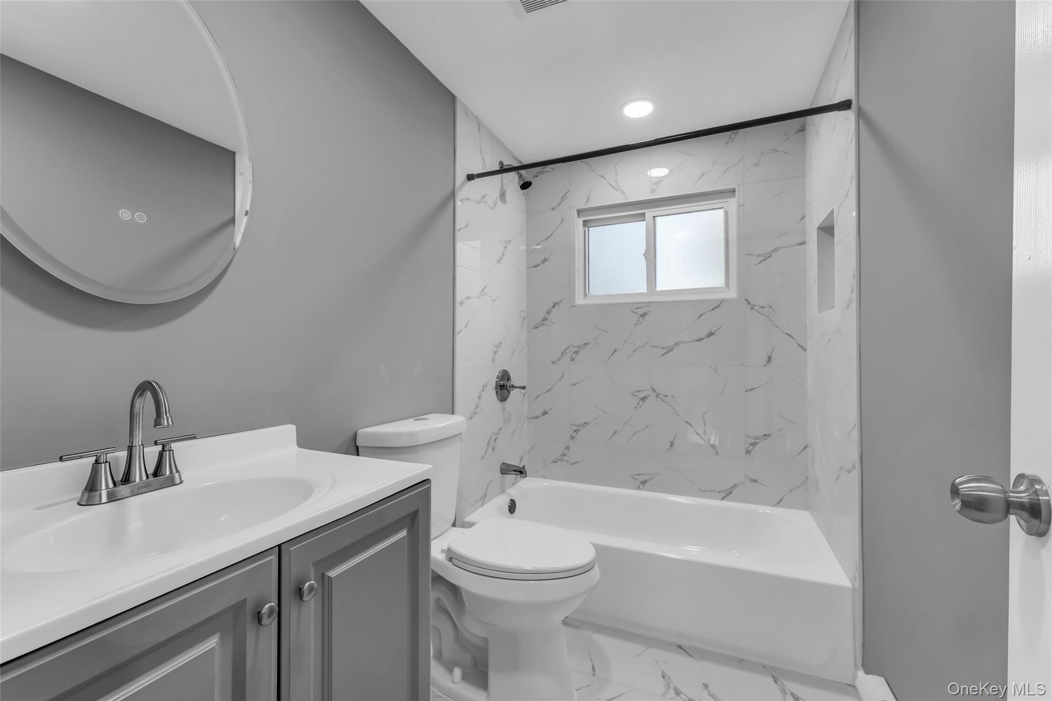 454 N Indiana Avenue – For Sale photo 15