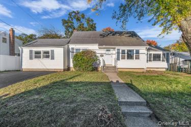 454 N Indiana Avenue – For Sale