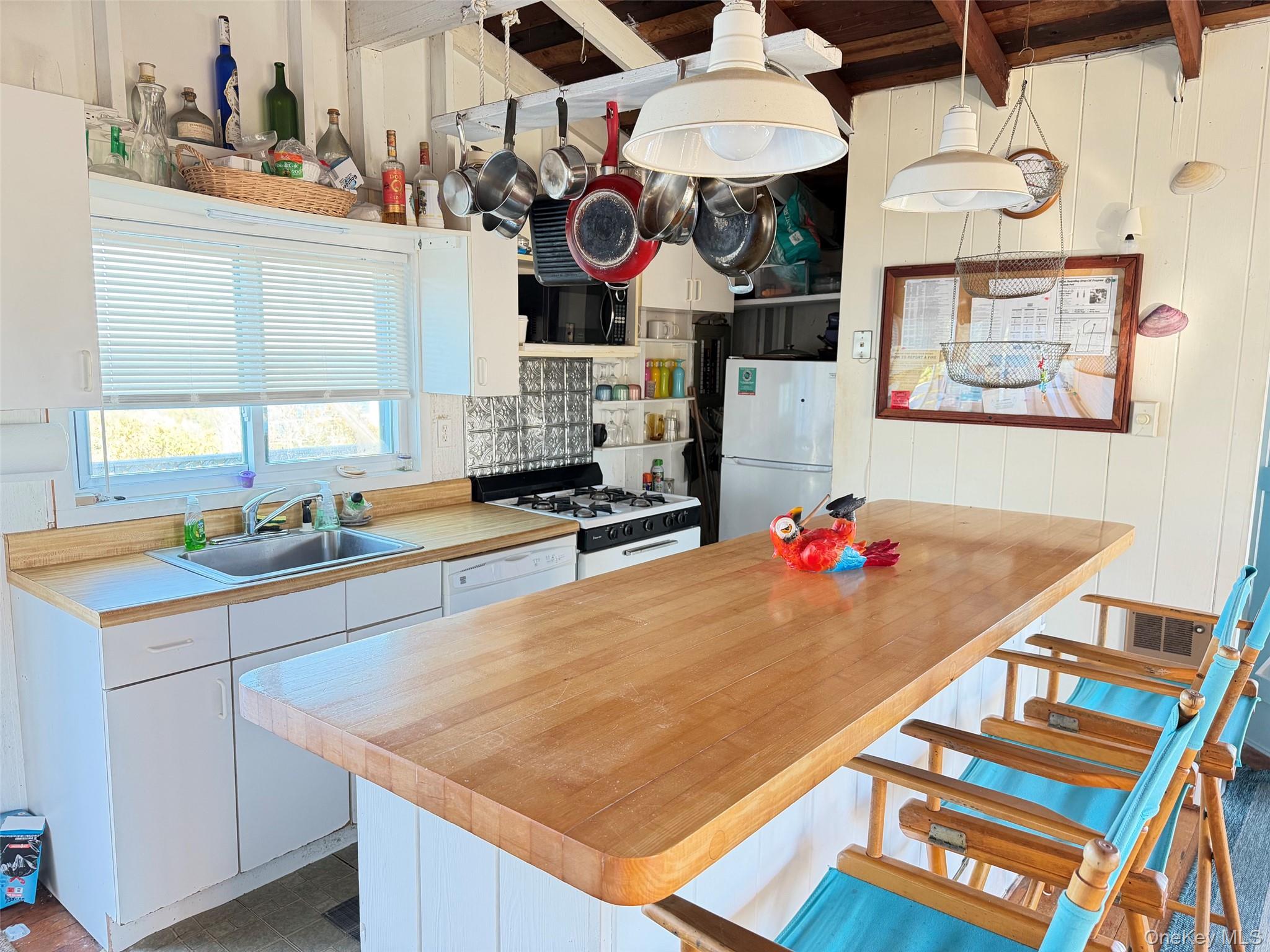 12 Whalebone Walk – For Sale photo 4