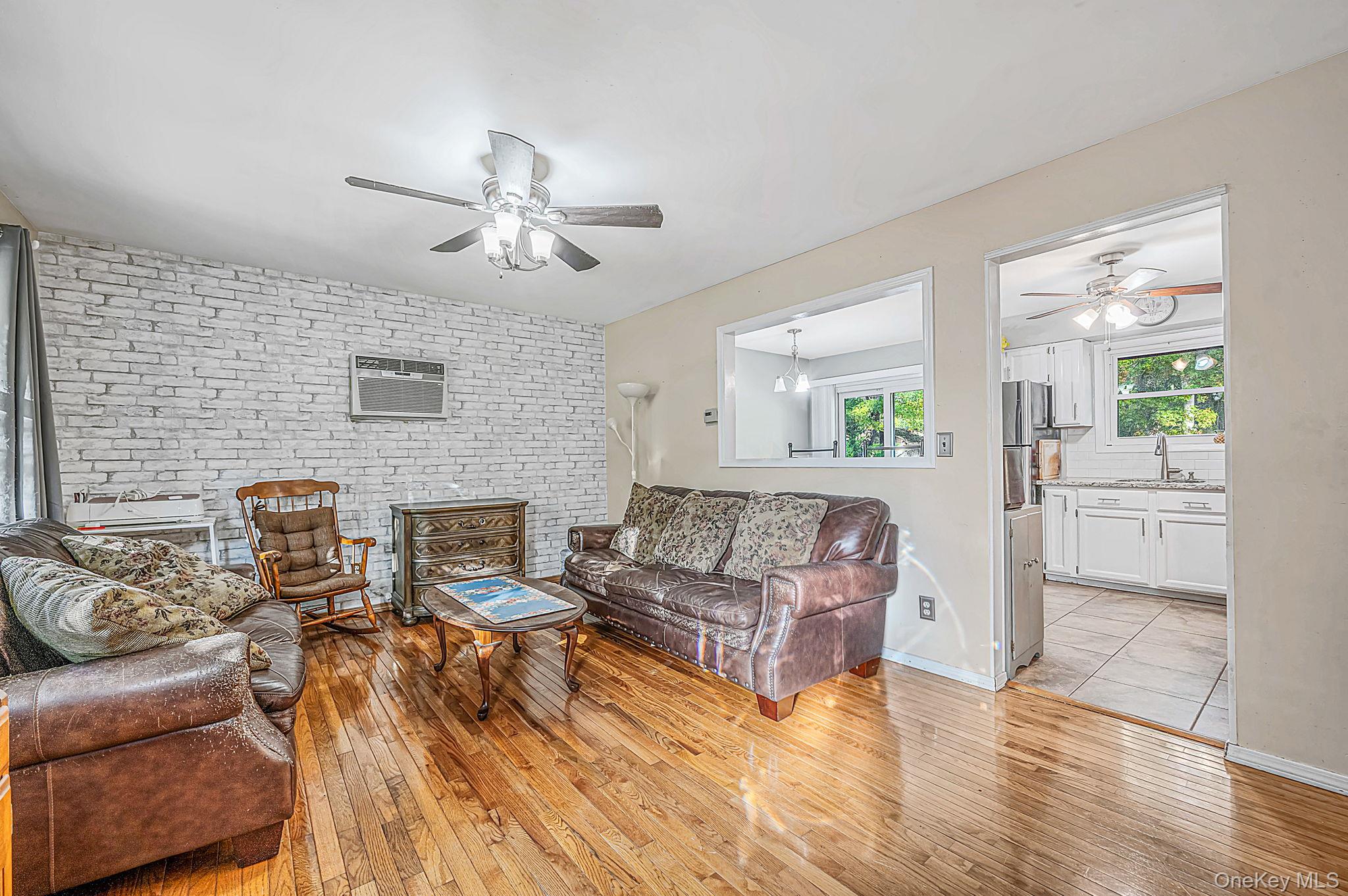 77 Wilson Avenue – For Sale photo 3