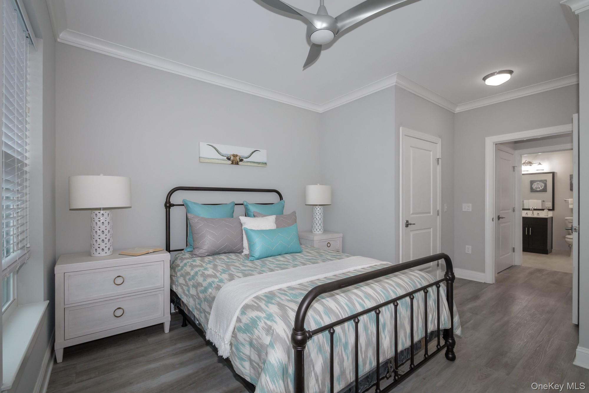 75 E Hoffman Avenue, Unit 2025 photo 6