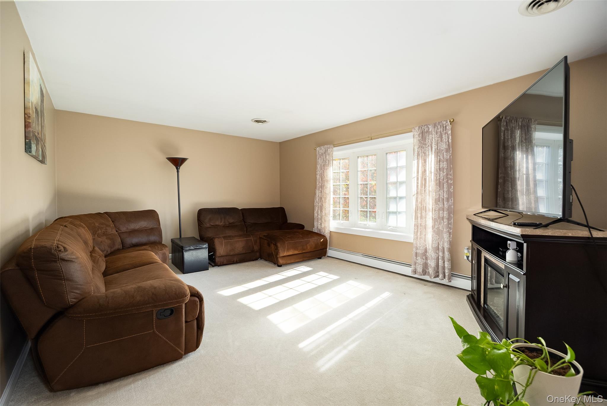 101 Crum Elbow Road – For Sale photo 5