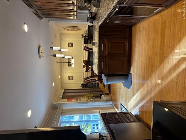4 Peter Street – For Sale photo 7