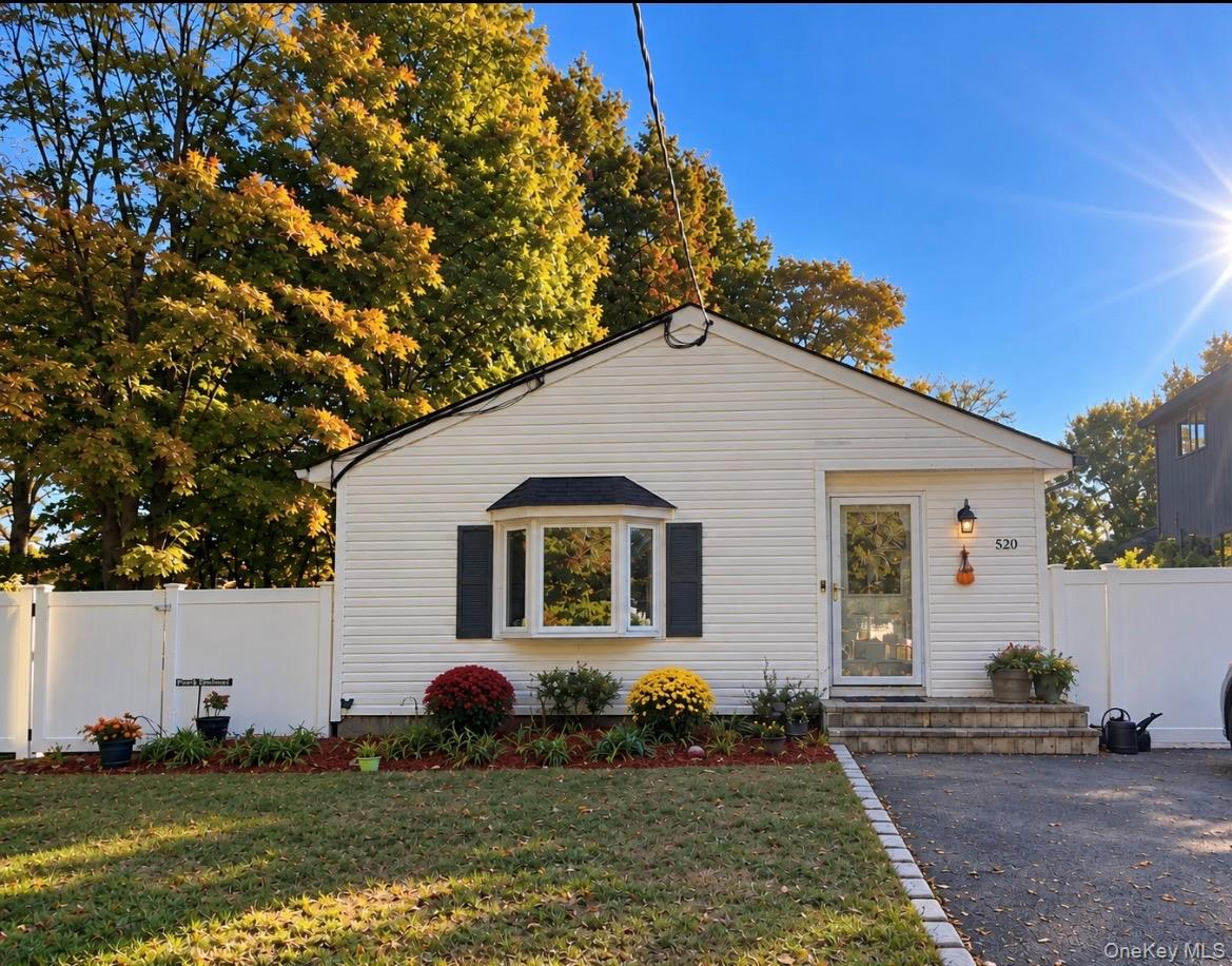 520 Starlight Drive – For Sale