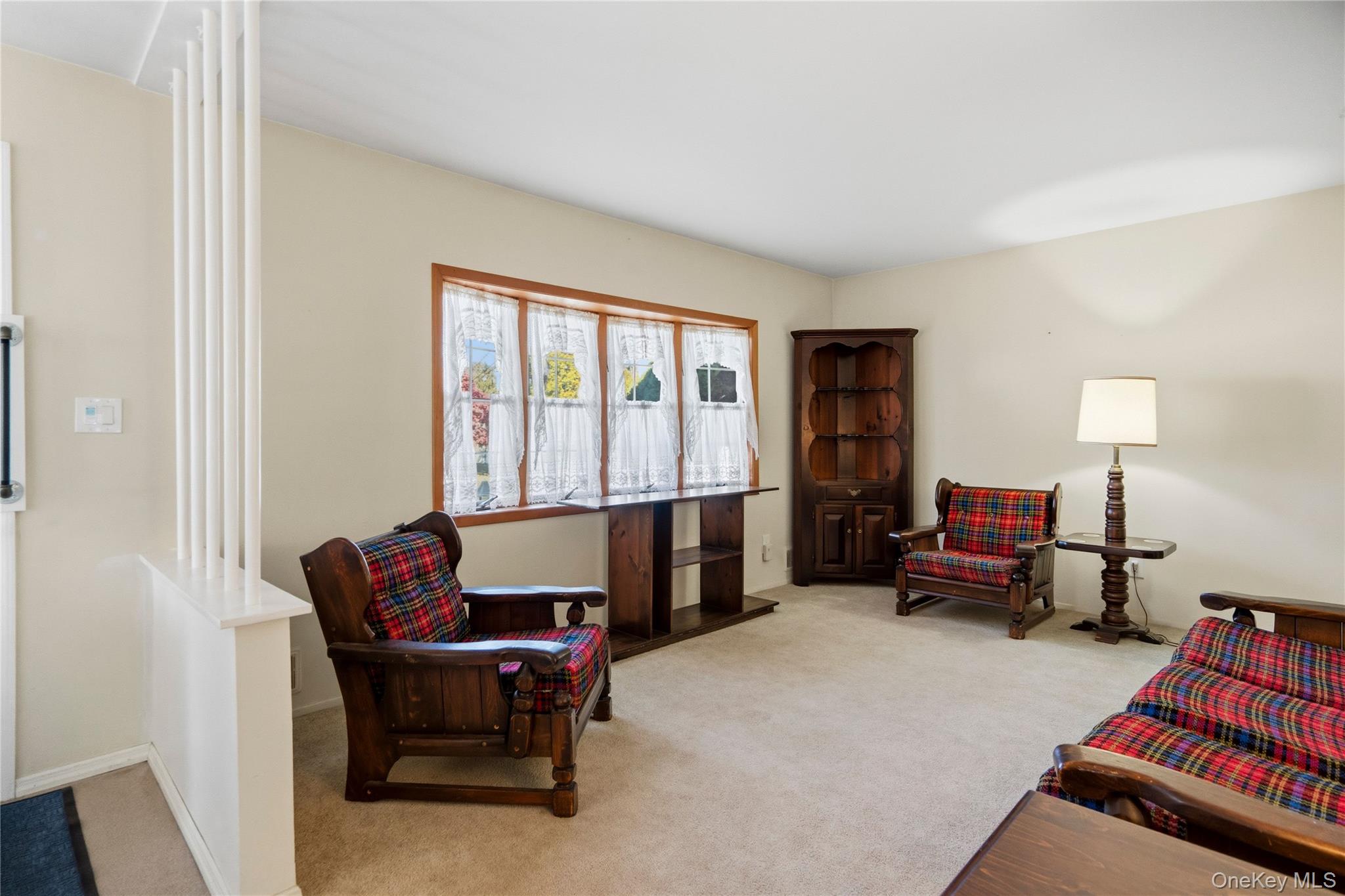41 Spinner Lane – For Sale photo 4