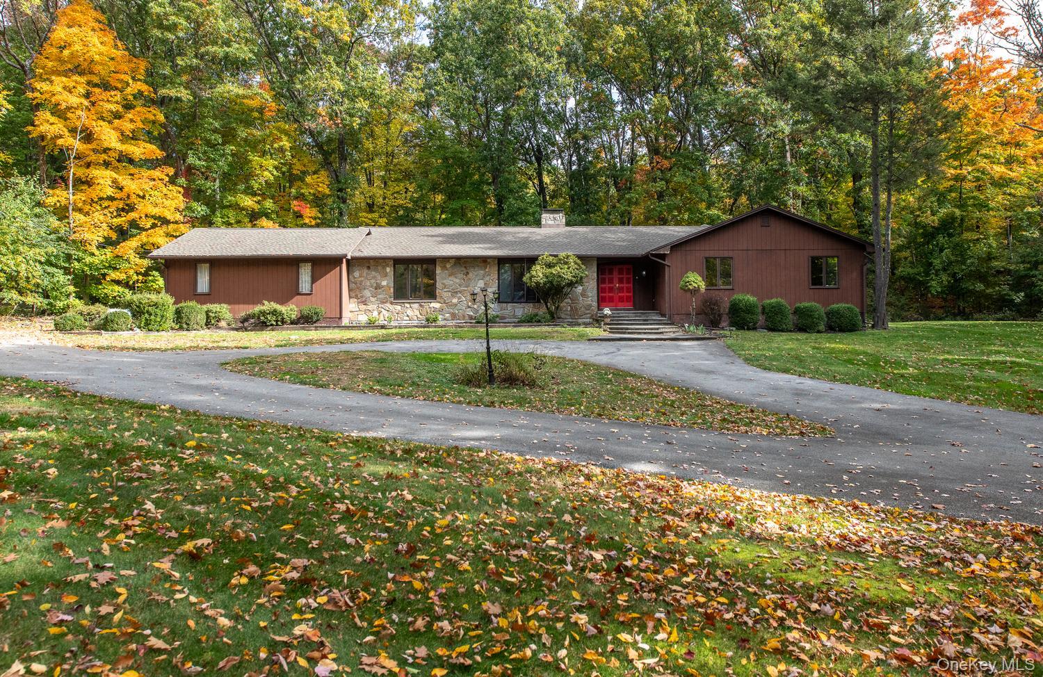 11 King Road – For Sale photo 3