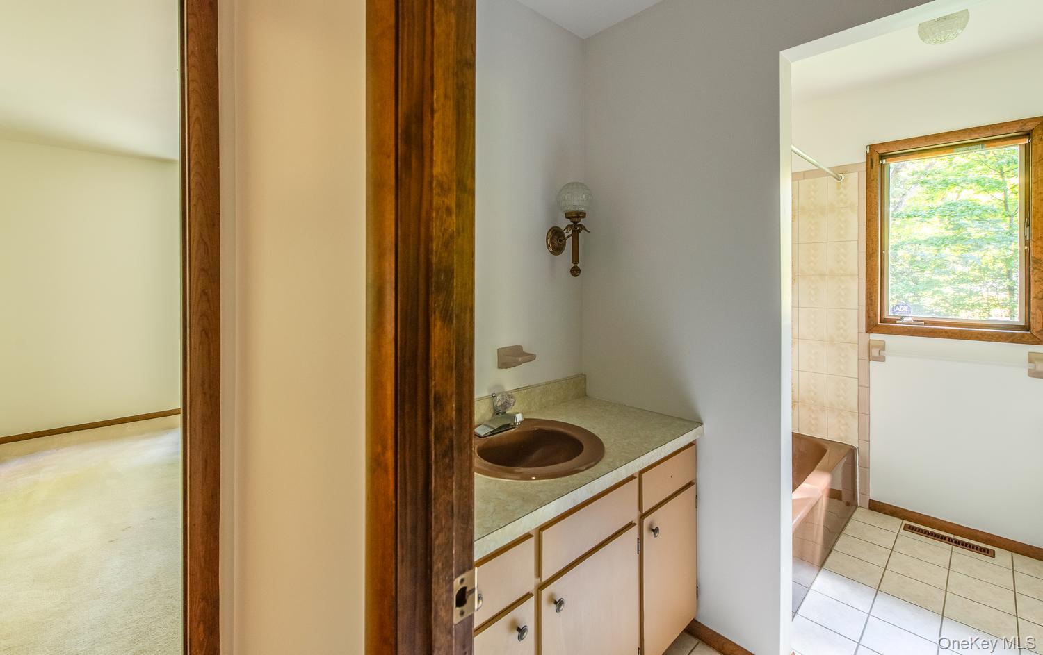 11 King Road – For Sale photo 33