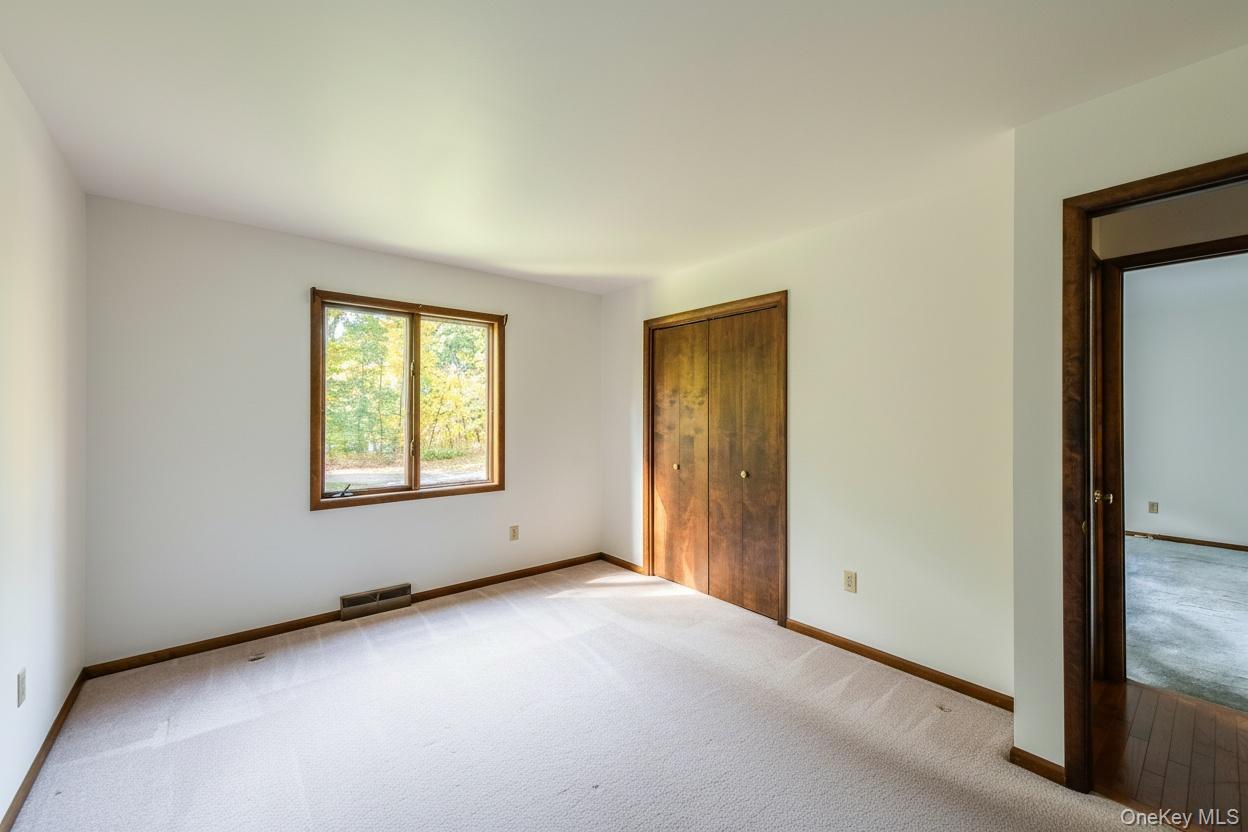 11 King Road – For Sale photo 37