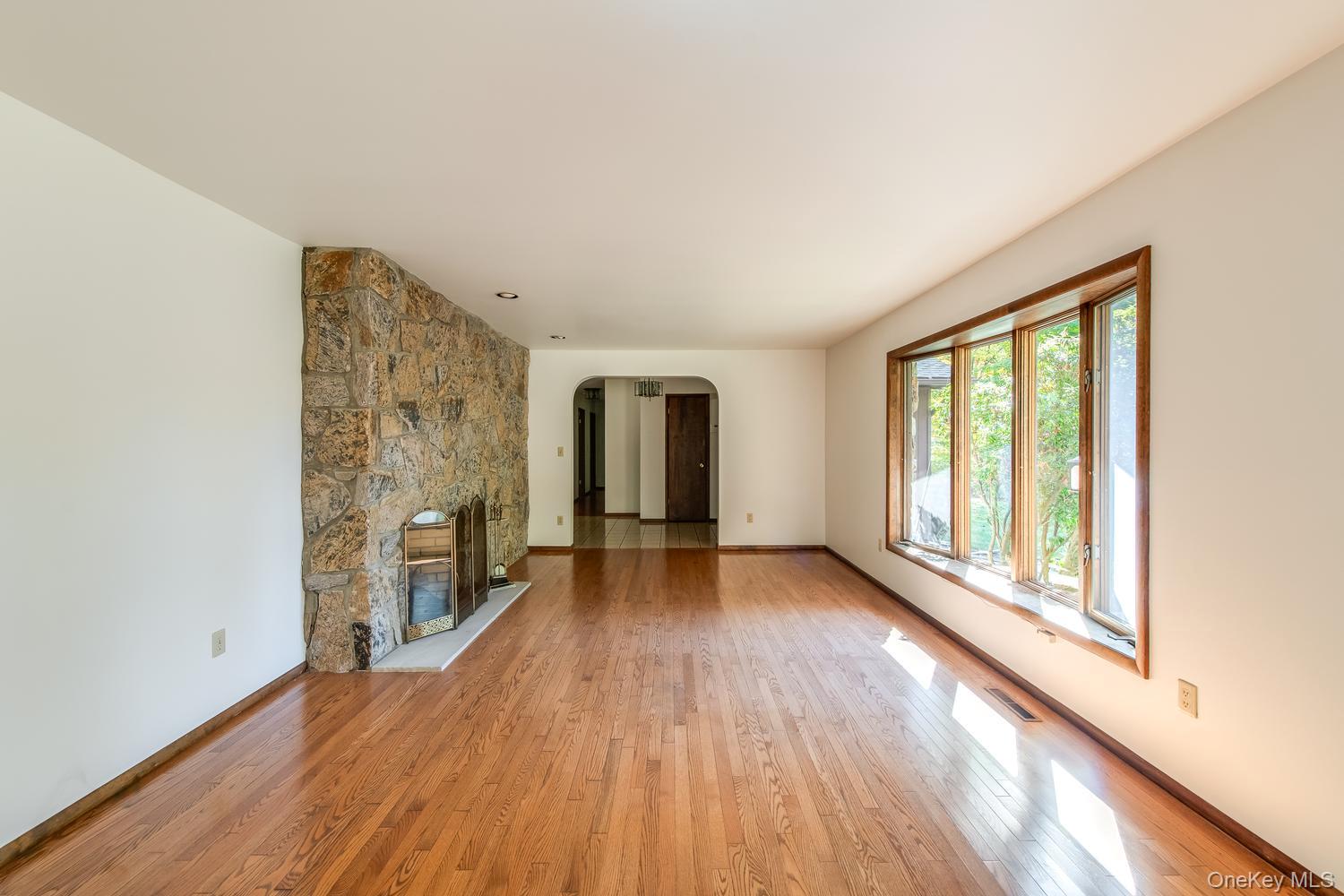 11 King Road – For Sale photo 7