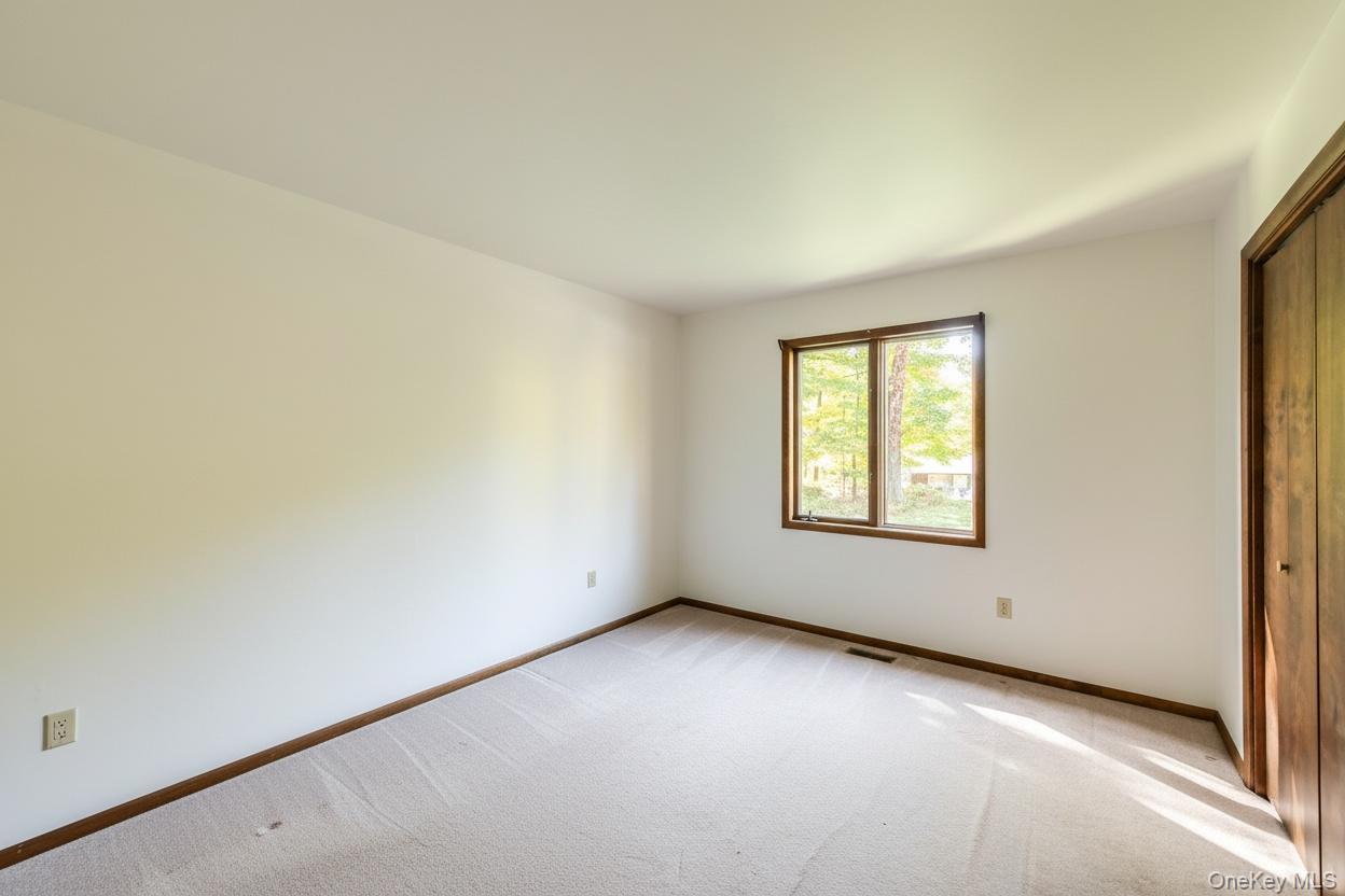 11 King Road – For Sale photo 36