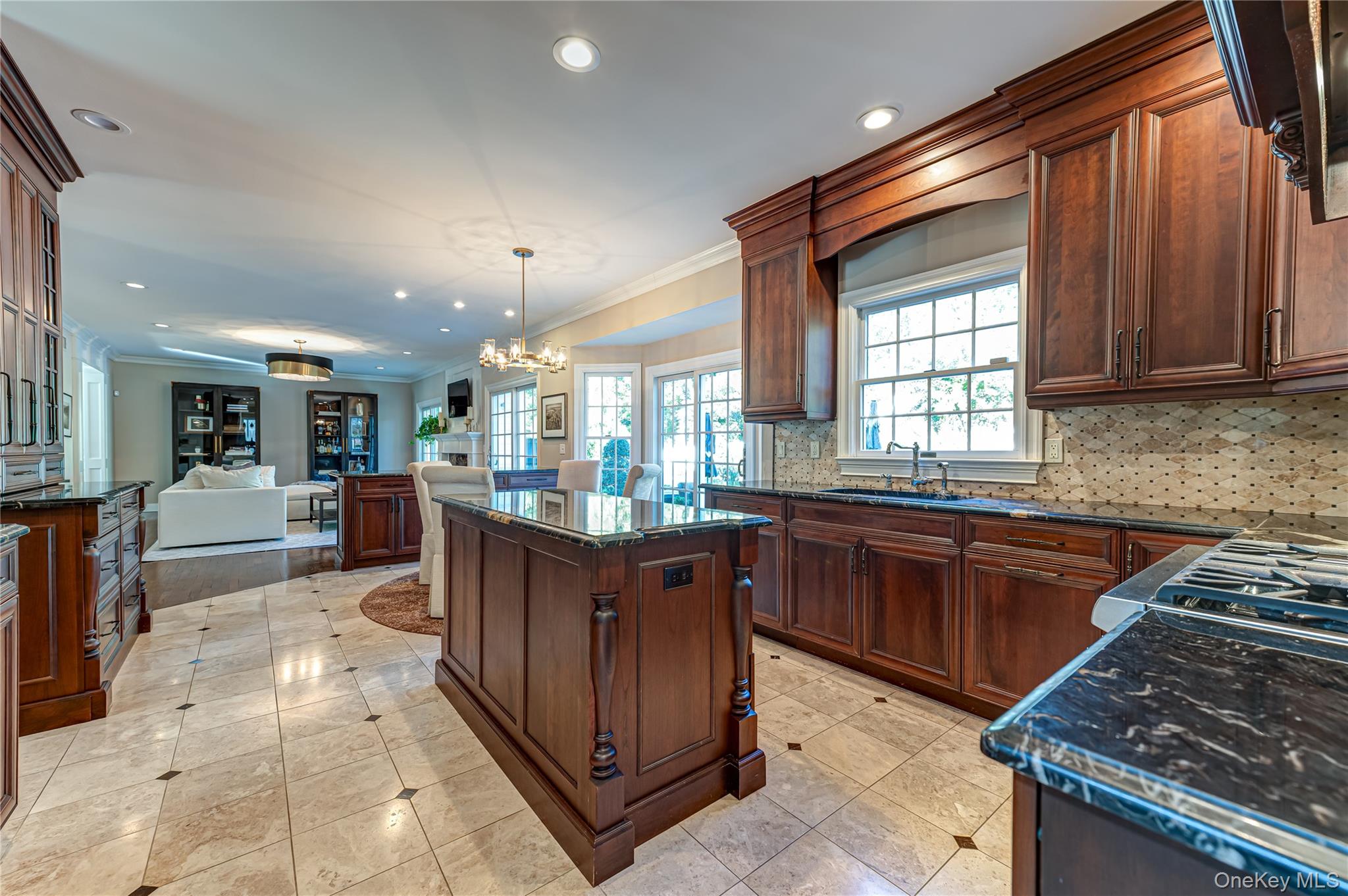 60 Elderwood Drive – For Sale photo 8