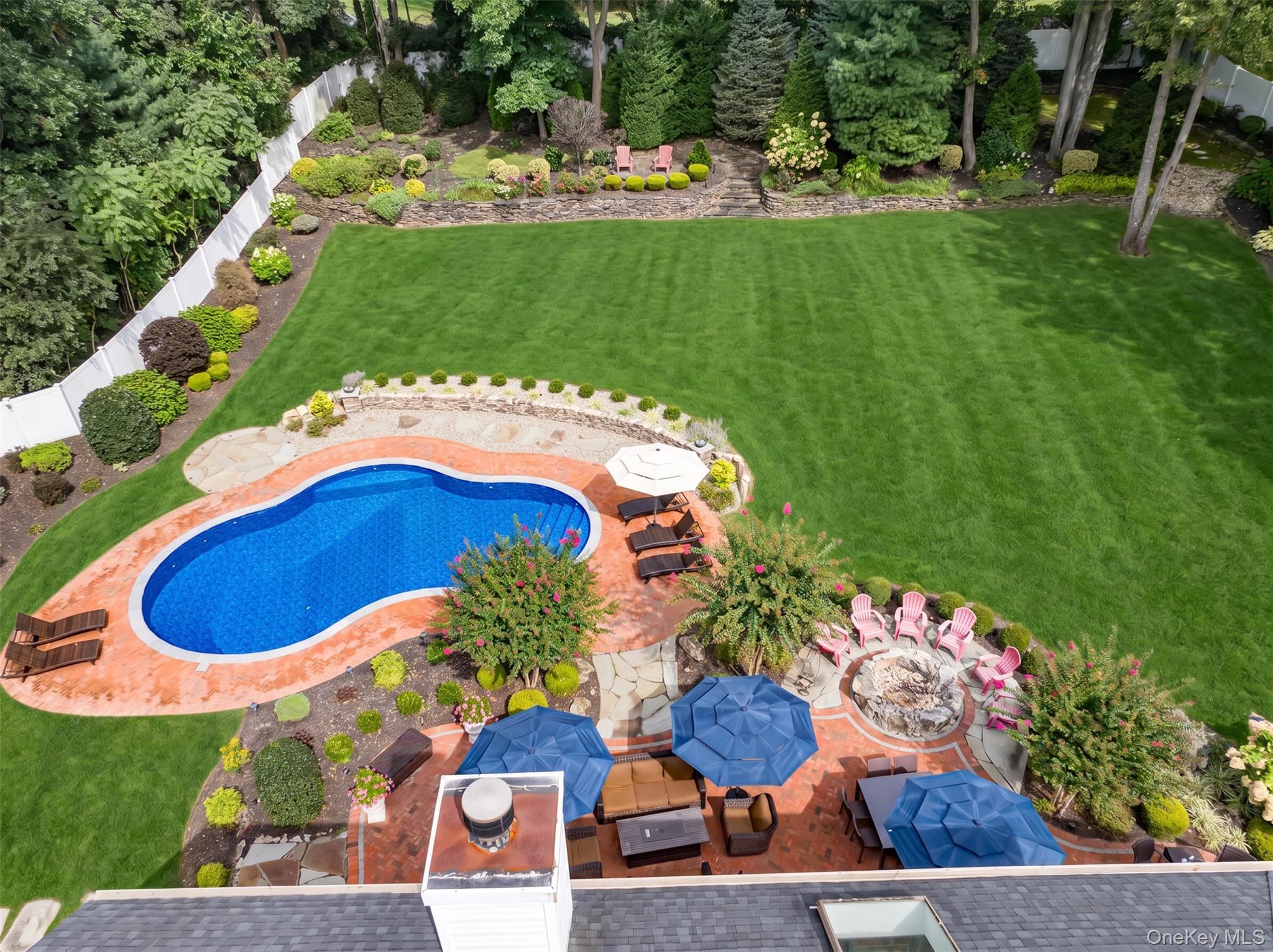60 Elderwood Drive – For Sale photo 34