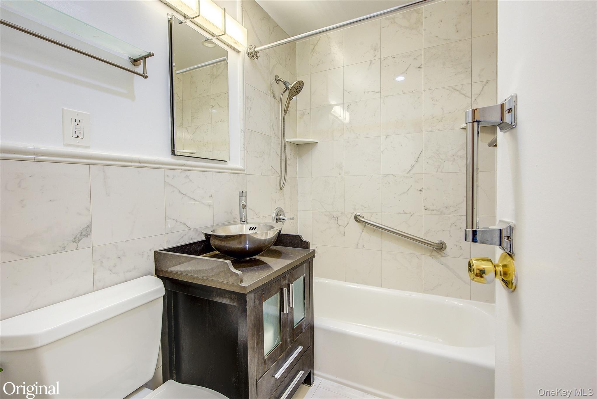43-25 Douglaston Parkway, Unit 3A photo 15