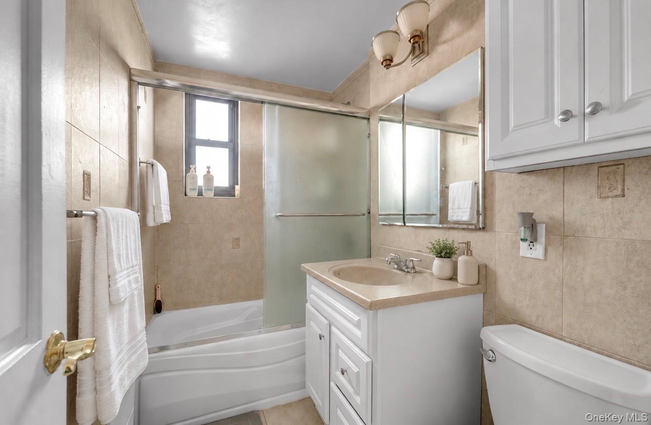 199-47 21st Avenue, Unit 1-112 photo 6