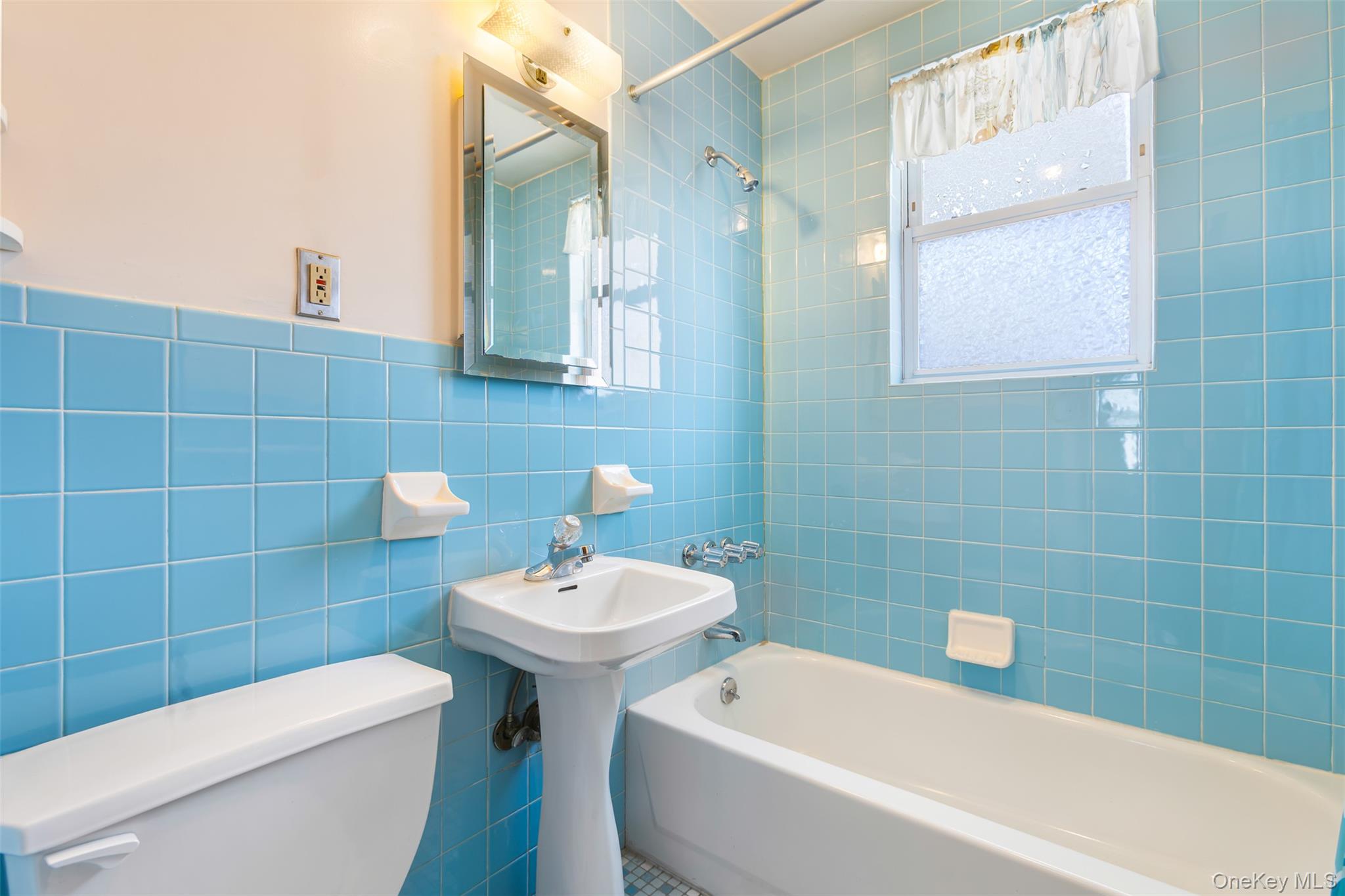 1626 Fowler Avenue – For Sale photo 10