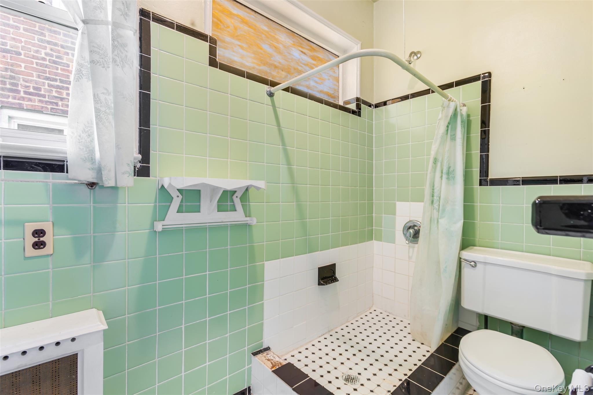 1626 Fowler Avenue – For Sale photo 7