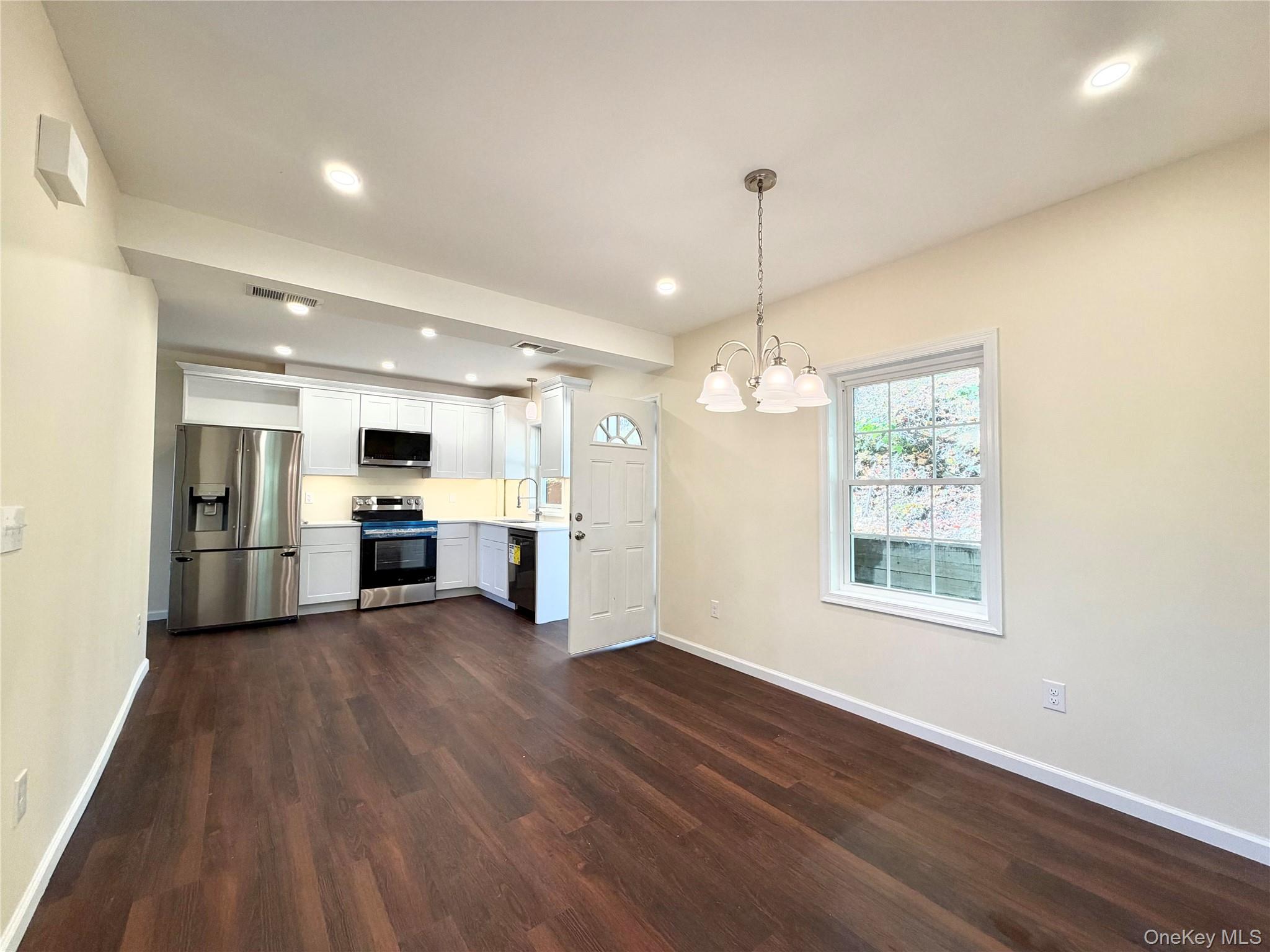 160 Smith Street – For Sale photo 11